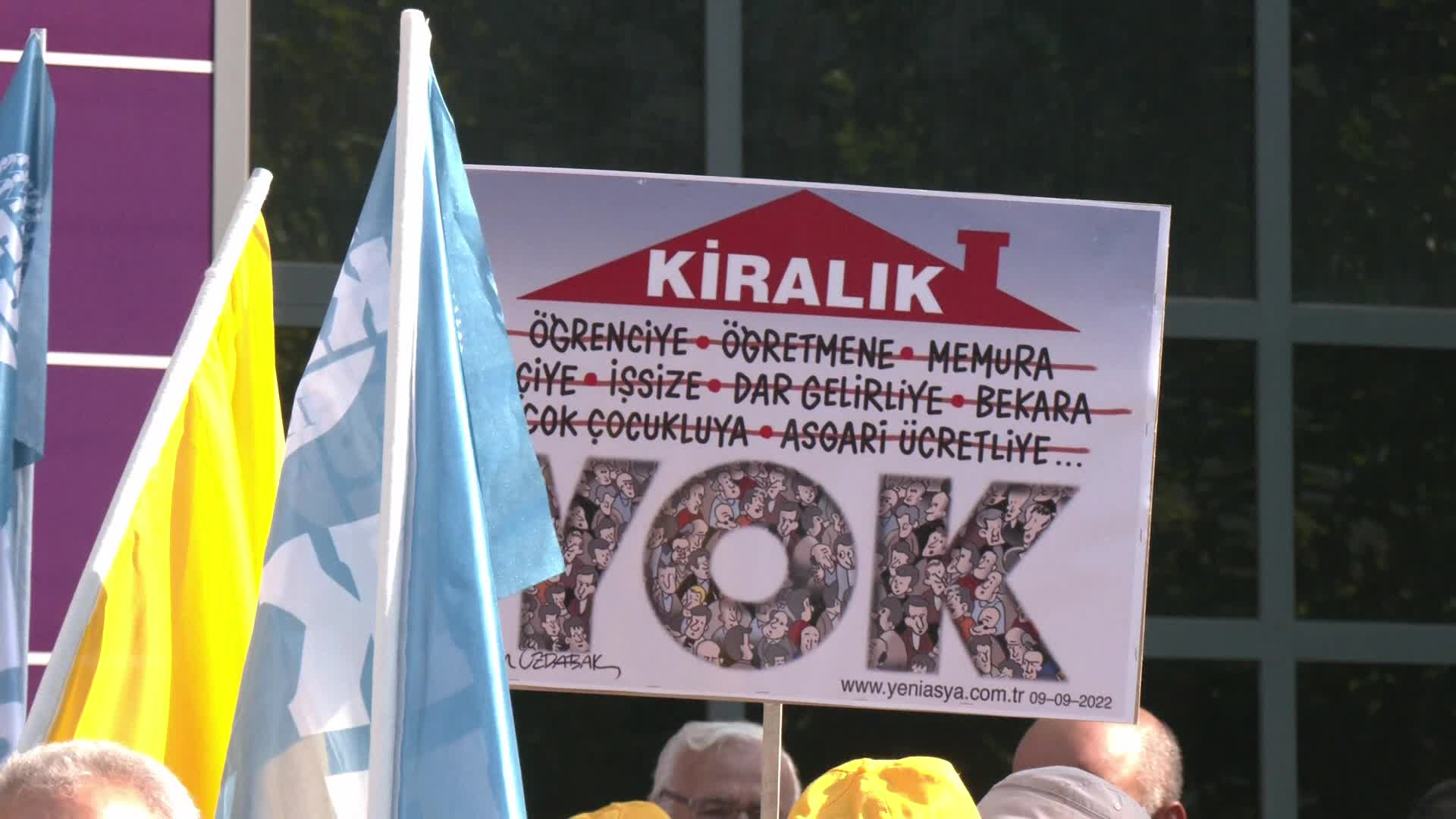 KESK'ten Kızılay'da alternatif TİS masası... Tülay Yıldırım: İnsanca yaşamaya yetecek ücret, güvenceli istihdam, güvenli gelecek istiyoruz