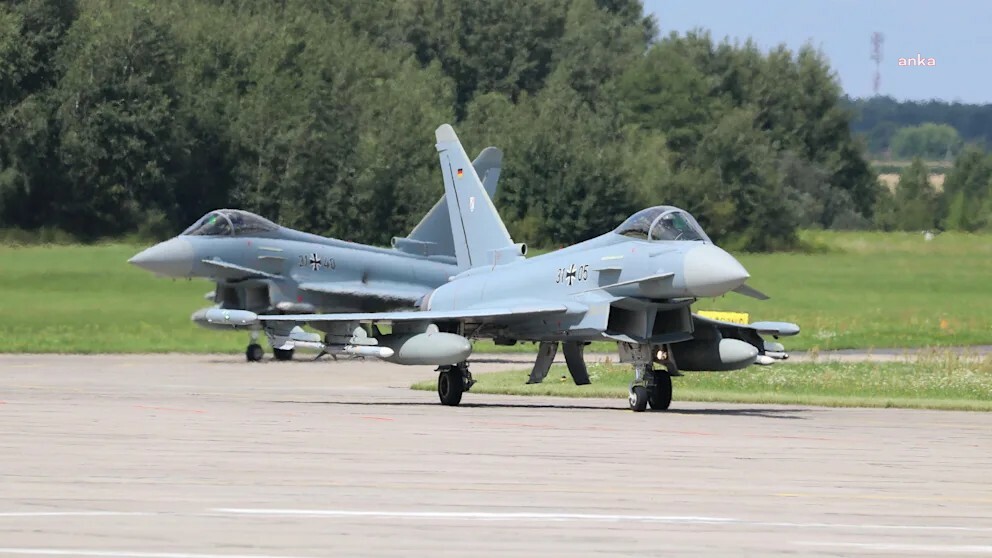 Almanya, Polonya’ya 5 adet Eurofighter gönderdi