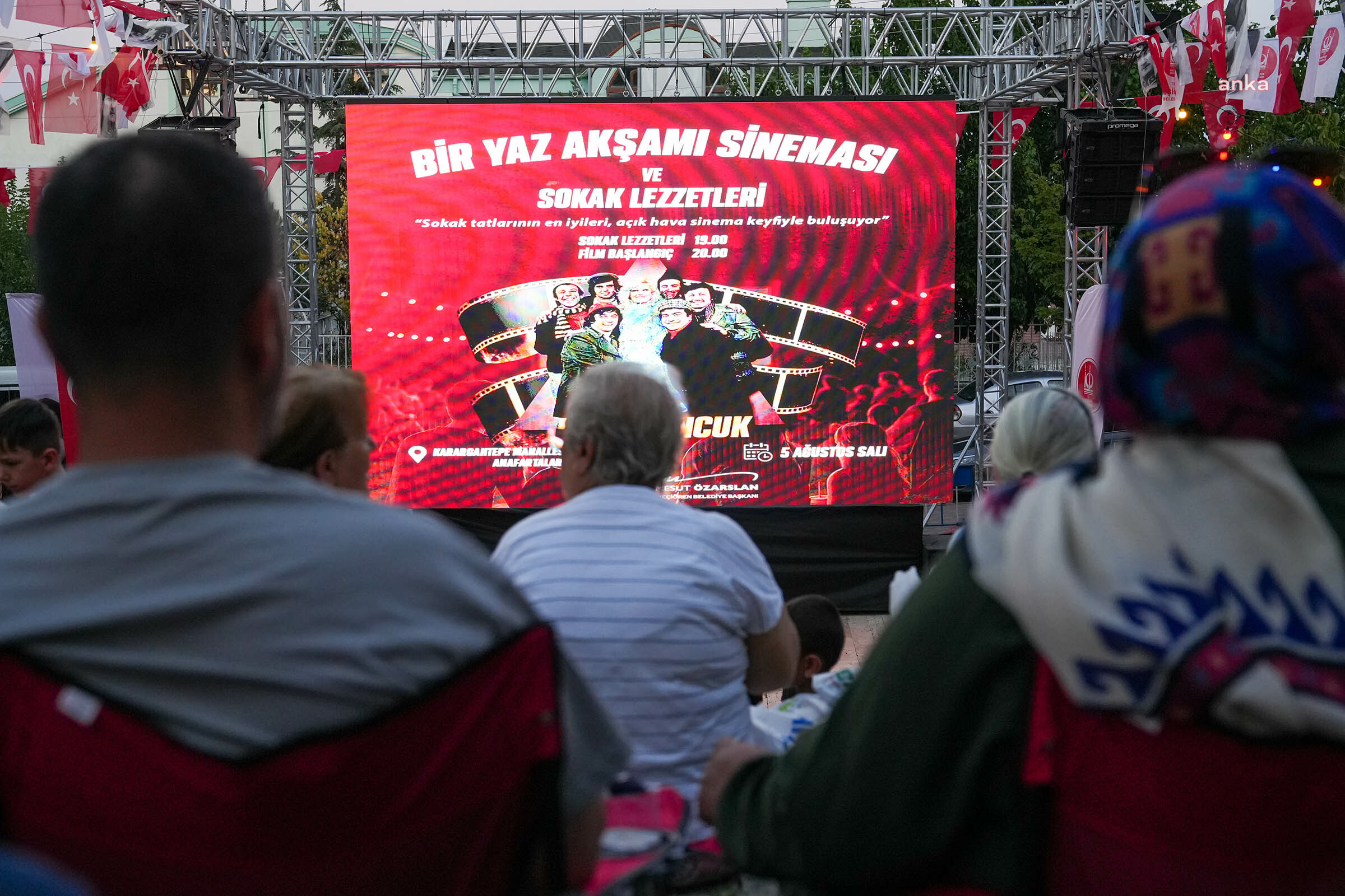 Keçiören Belediyesi'nden açık hava sinema etkinliği