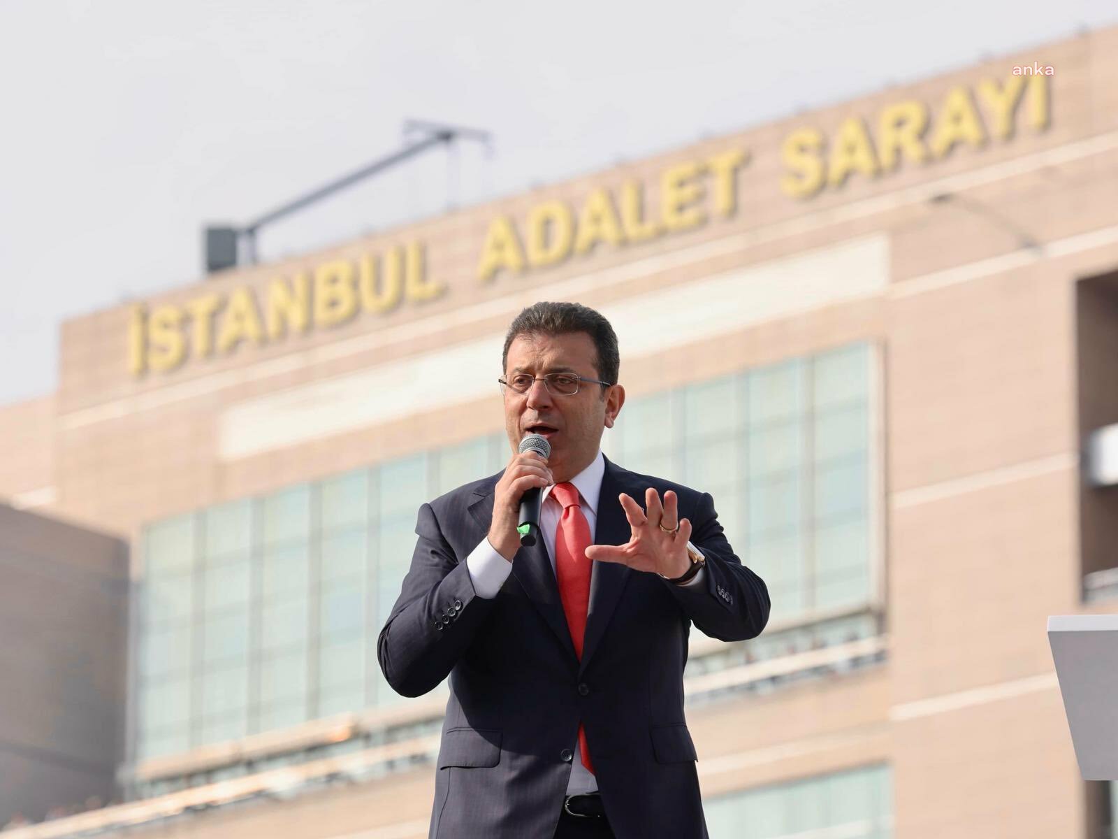 İmamoğlu'ndan Tuzla mitingine mesaj: Diplomam hızla iptal edilsin, diye üniversiteye baskı yapan savcılık, iddianameyi hala hazırlayamadı
