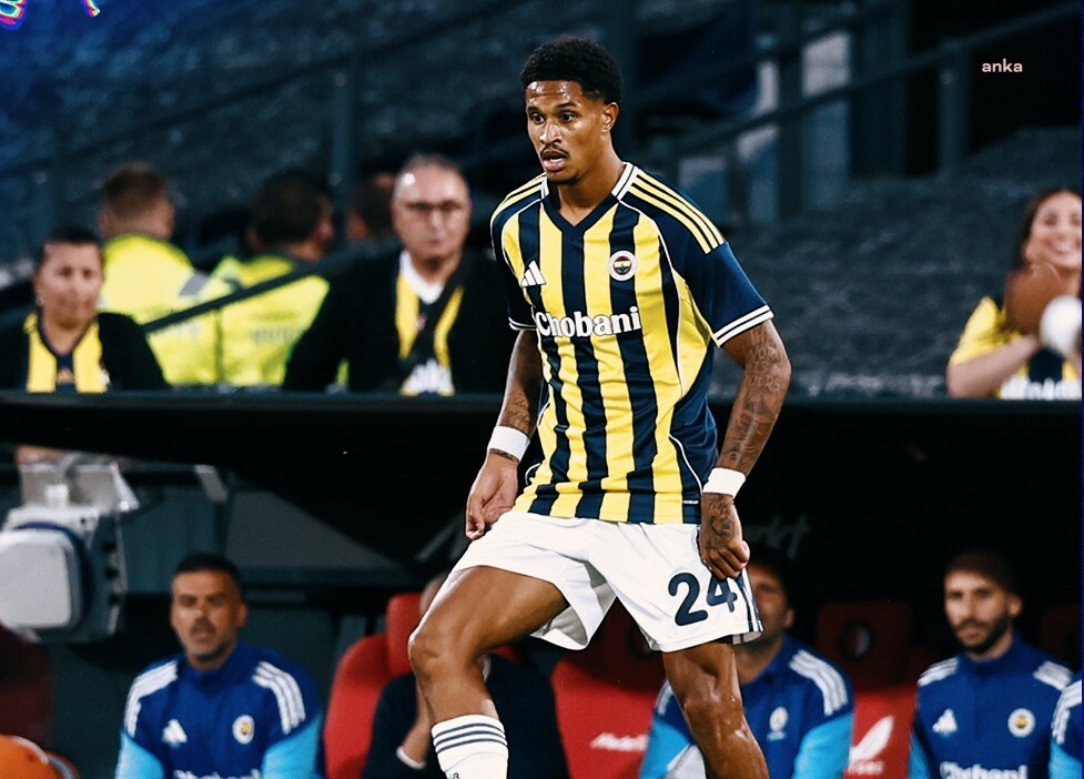 Fenerbahçe, Feyenoord’a 2-1 mağlup oldu