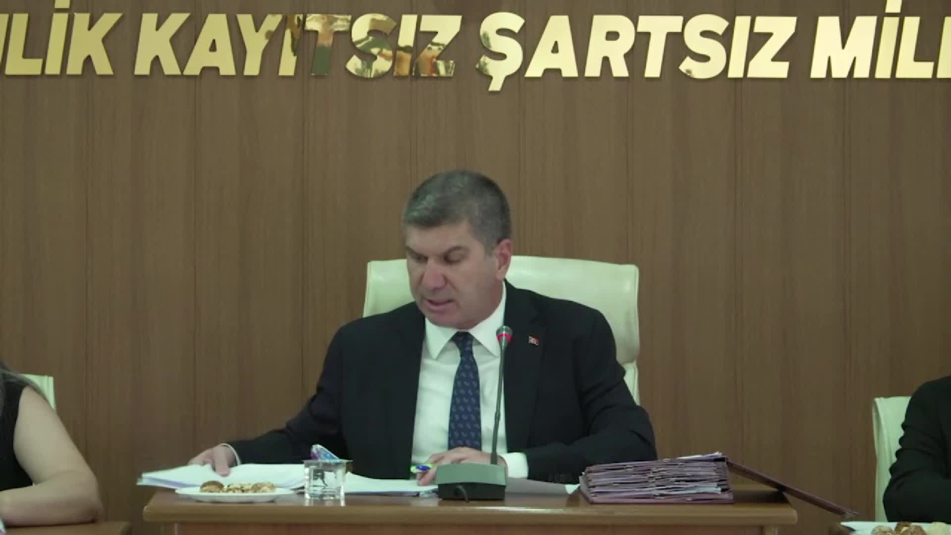 Burdur Belediye Meclisi'nde gerginlik: AK Partili üyeler salonu terk etti
