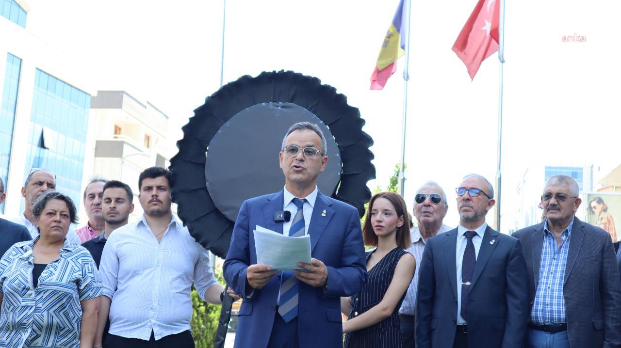 Gagavuz Özerk Cumhuriyeti Başkanı Gutul’a verilen hapis cezası... Zafer Partisi, Moldava Büyükelçiliği'ne siyah çelenk bıraktı
