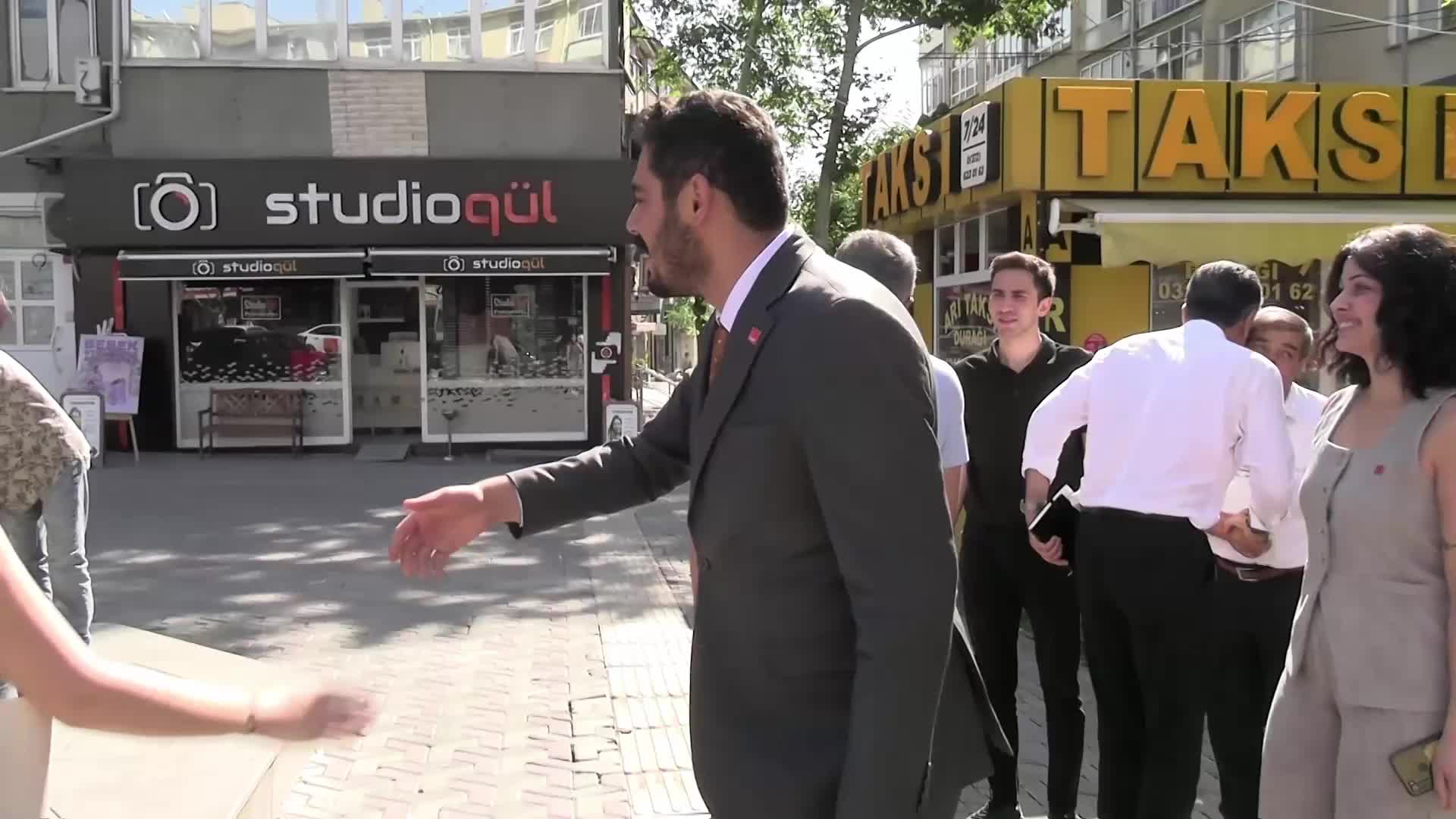 CHP milletvekilleri ve PM üyeleri sahada... Polatlılı pazarcı: “Torunları gördüğümüz zaman sırtımızı dönüyoruz”