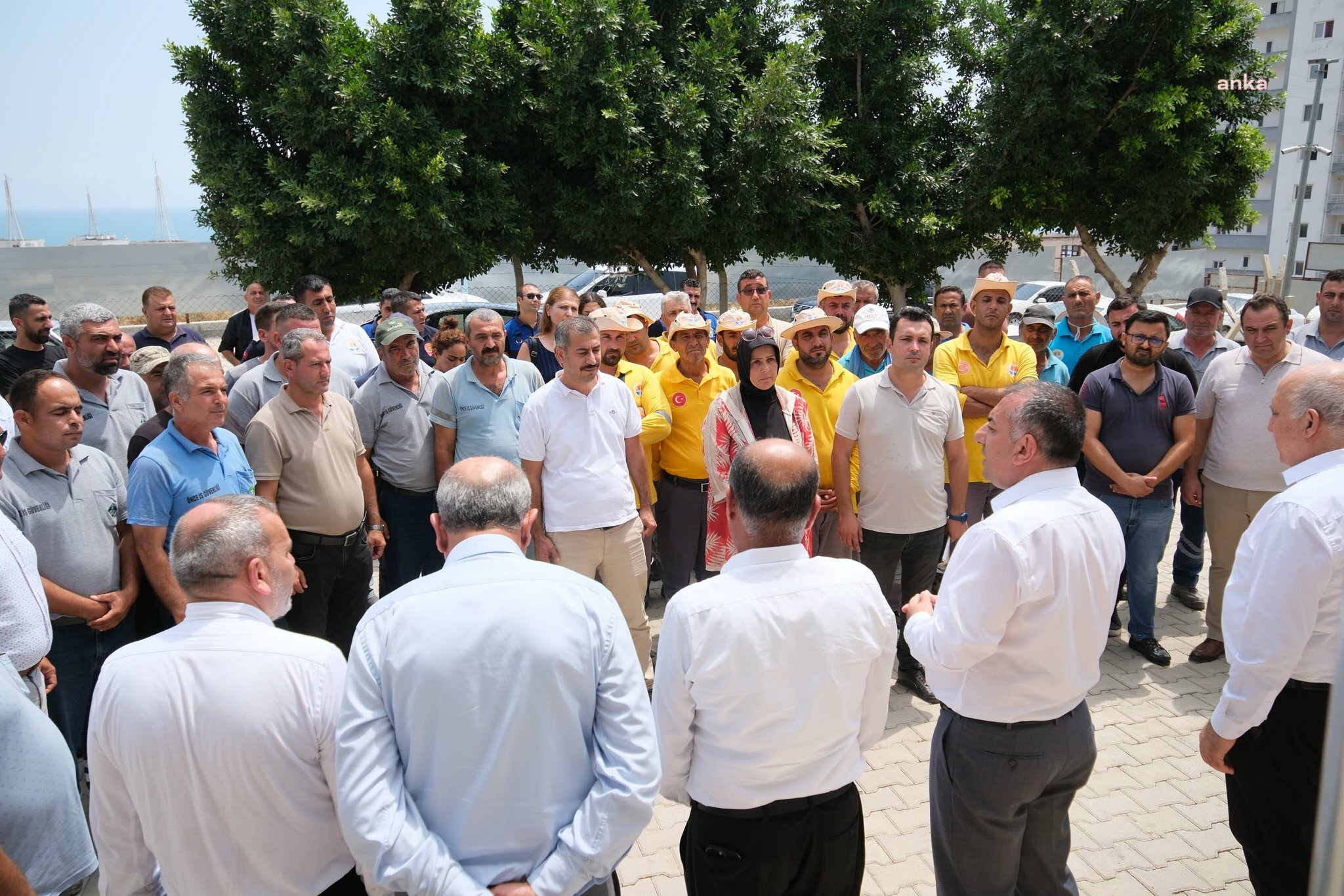 Yumurtalık Belediyesi ekipleri, tüm mahallelere eşit hizmet ilkesiyle çalışmalarını sürdürüyor