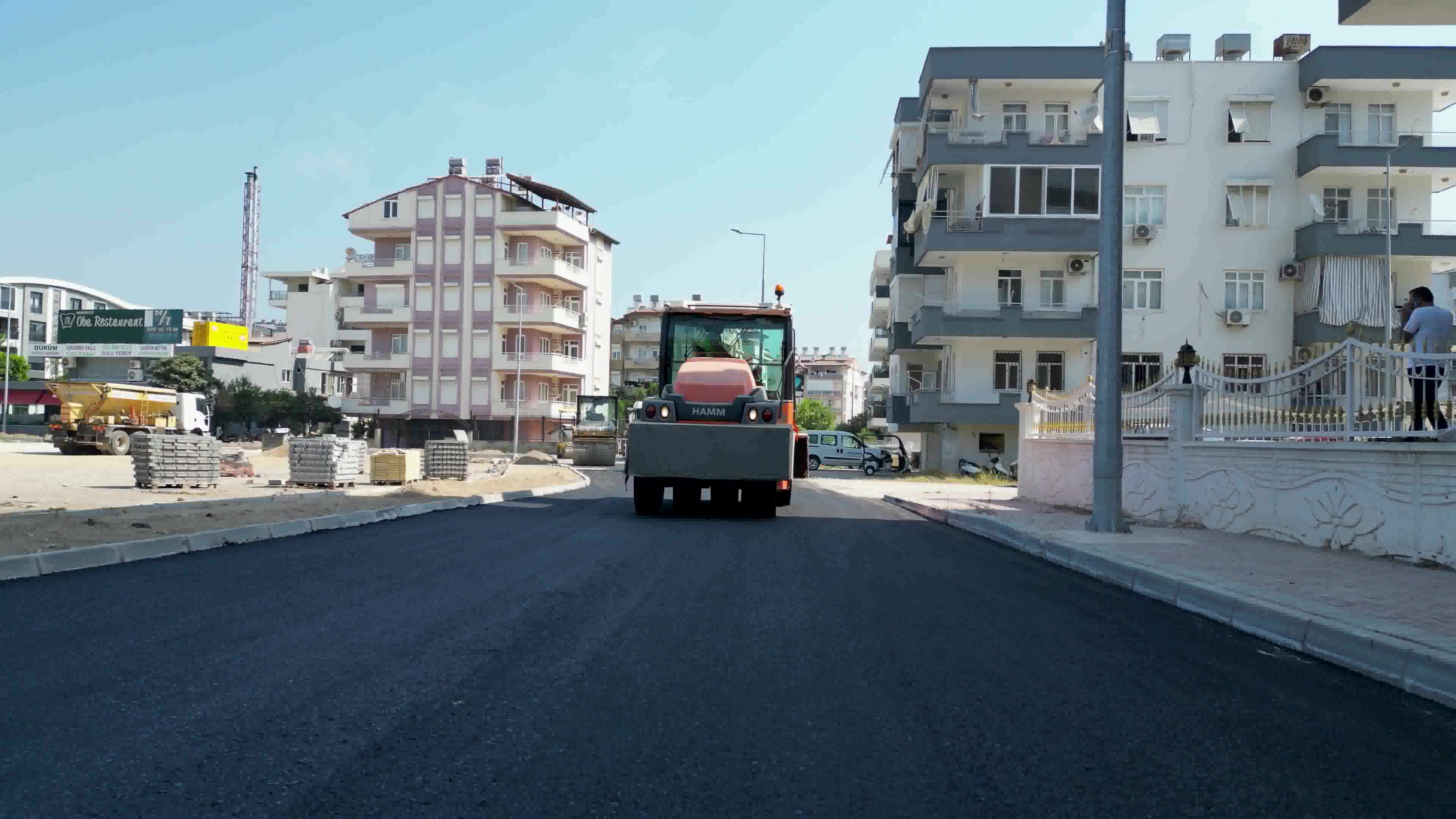 Manavgat Belediyesi, ilçe genelinde altyapı ve üstyapı çalışmalarına devam ediyor