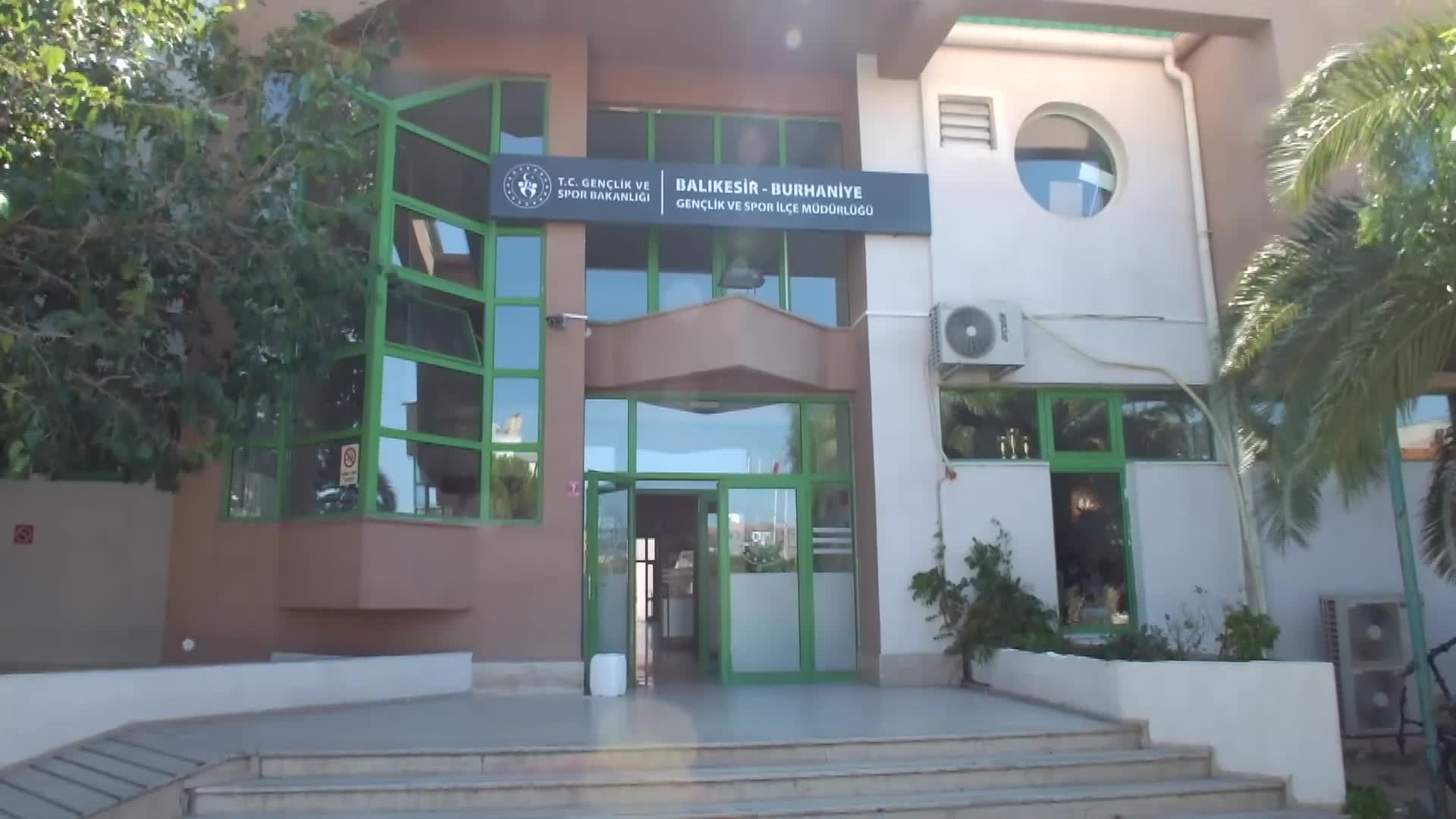 Balıkesir'de öğrenciler Gençlik ve Spor Bakanlığı’nın yaz kurslarında doyasıya eğlendi