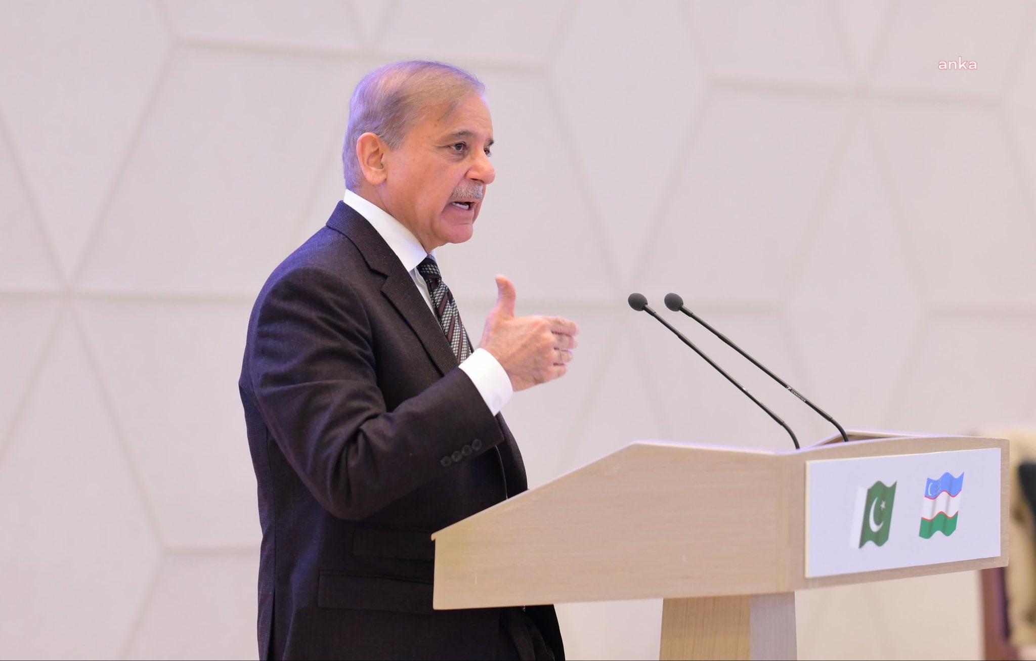 Şahbaz Şerif: Pakistan, Azerbaycan ile Ermenistan arasında imzalanan barış anlaşmasını memnuniyetle karşılamaktadır