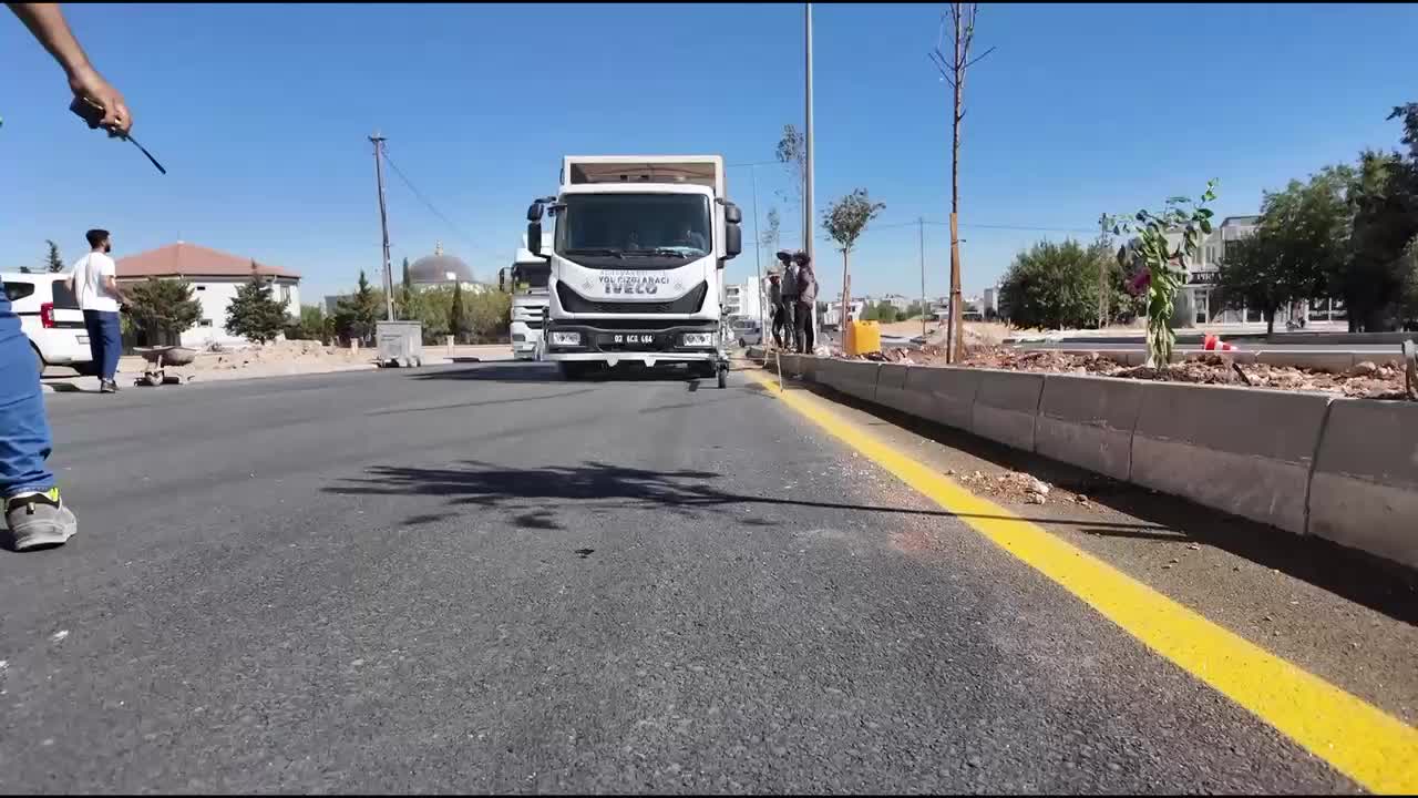 Adıyaman Belediyesi'nden 3. Çevre Yolu’nda yol çizgisi ve tabela düzenlemesi