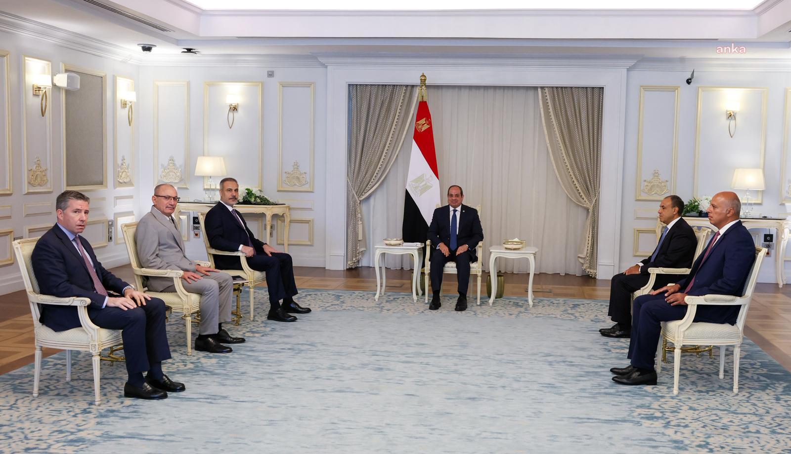 Mısır'dan Cumhurbaşkanı Sisi ve Bakan Fidan görüşmesine ilişkin açıklama: Cumhurbaşkanı, Mısır-Türkiye ilişkilerinde niteliksel bir gelişme yaşandığını belirtti