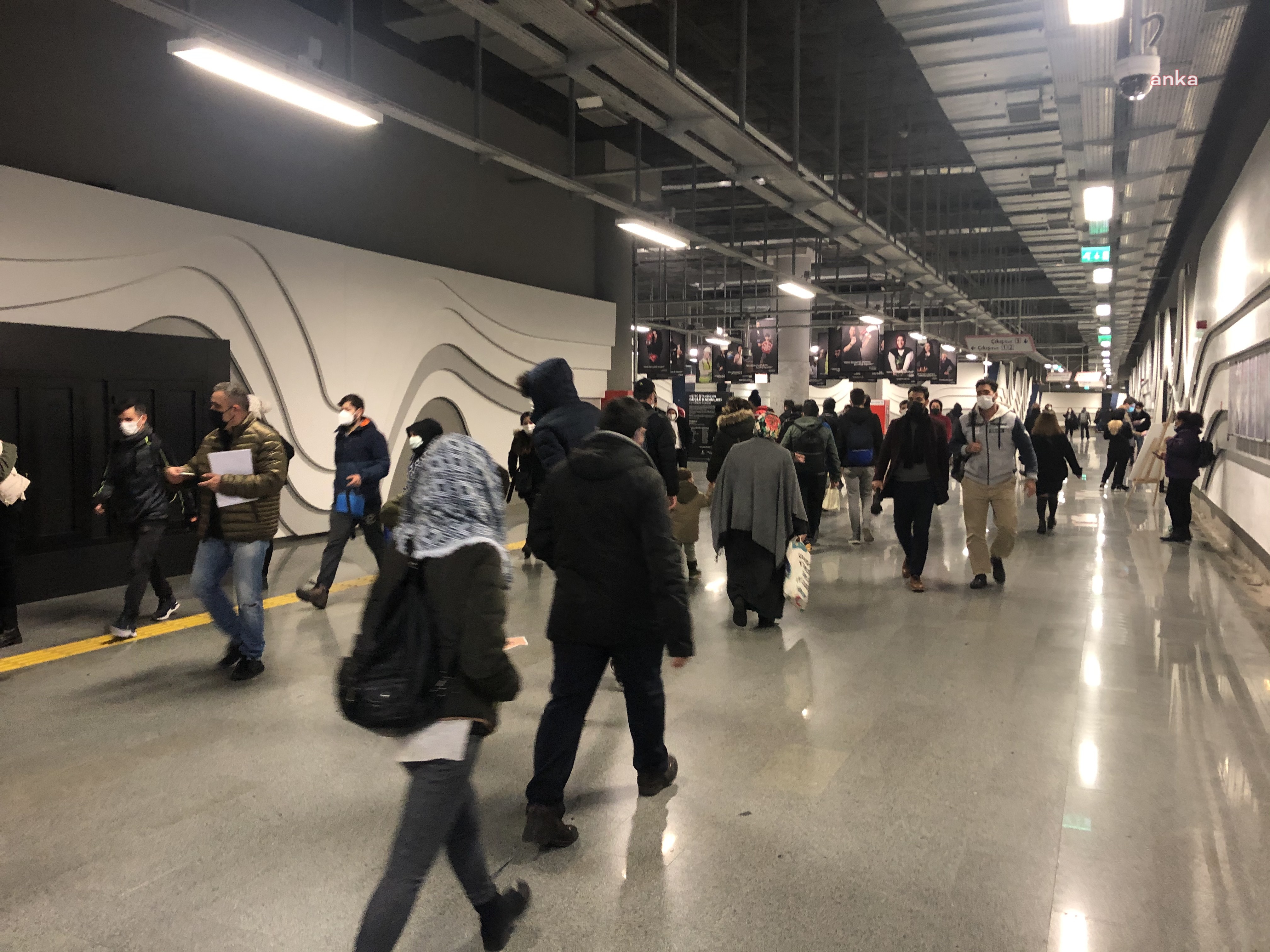 Metro İstanbul’dan duyuru: “Yaya geçiş kapasitesini artırmak amacıyla düzenleme çalışmaları başlamıştır”
