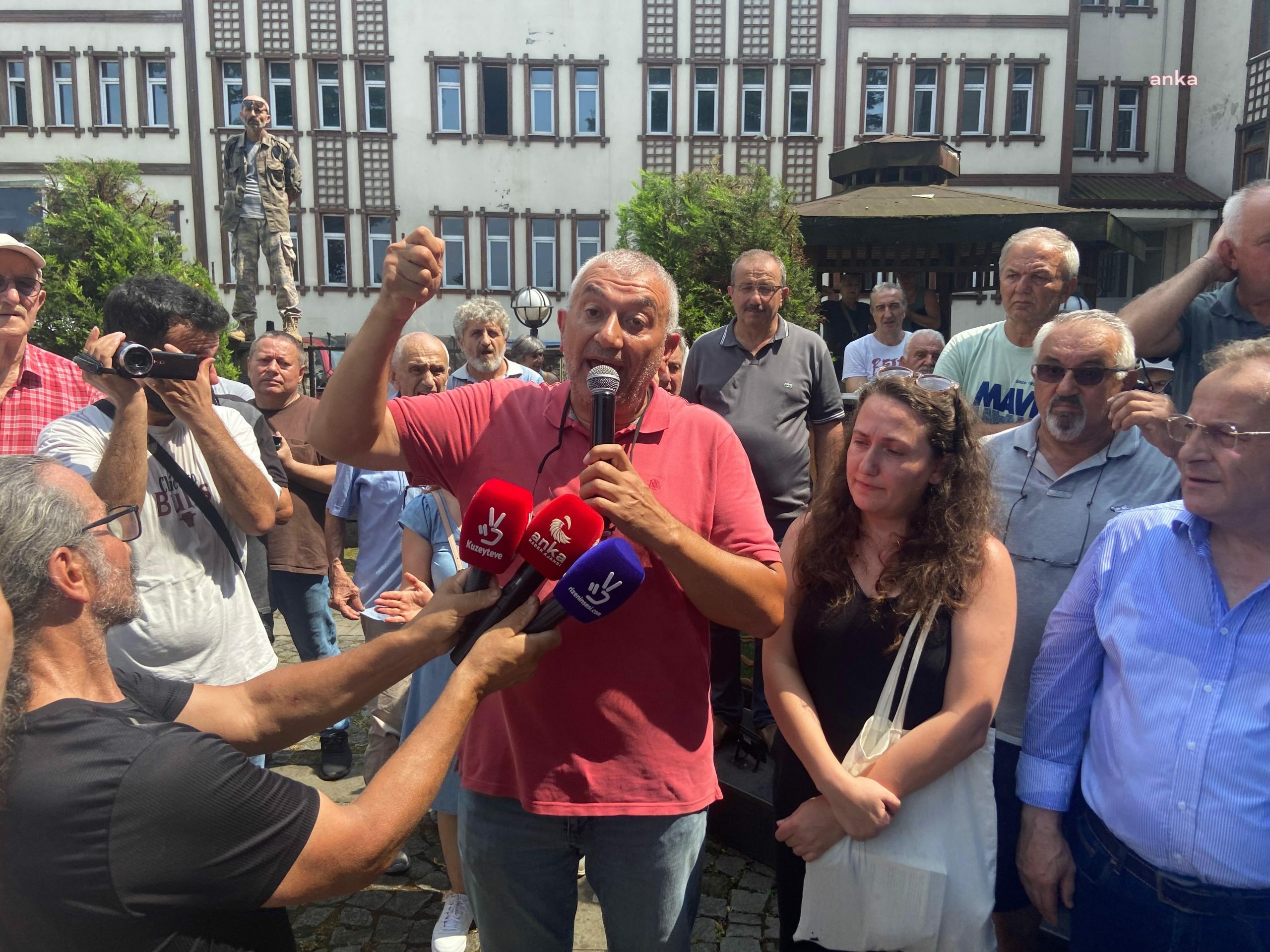 İmamoğlu’ndan, saldırıya uğrayan Fındıklı Belediye Başkanı Çervatoğlu’na destek mesajı