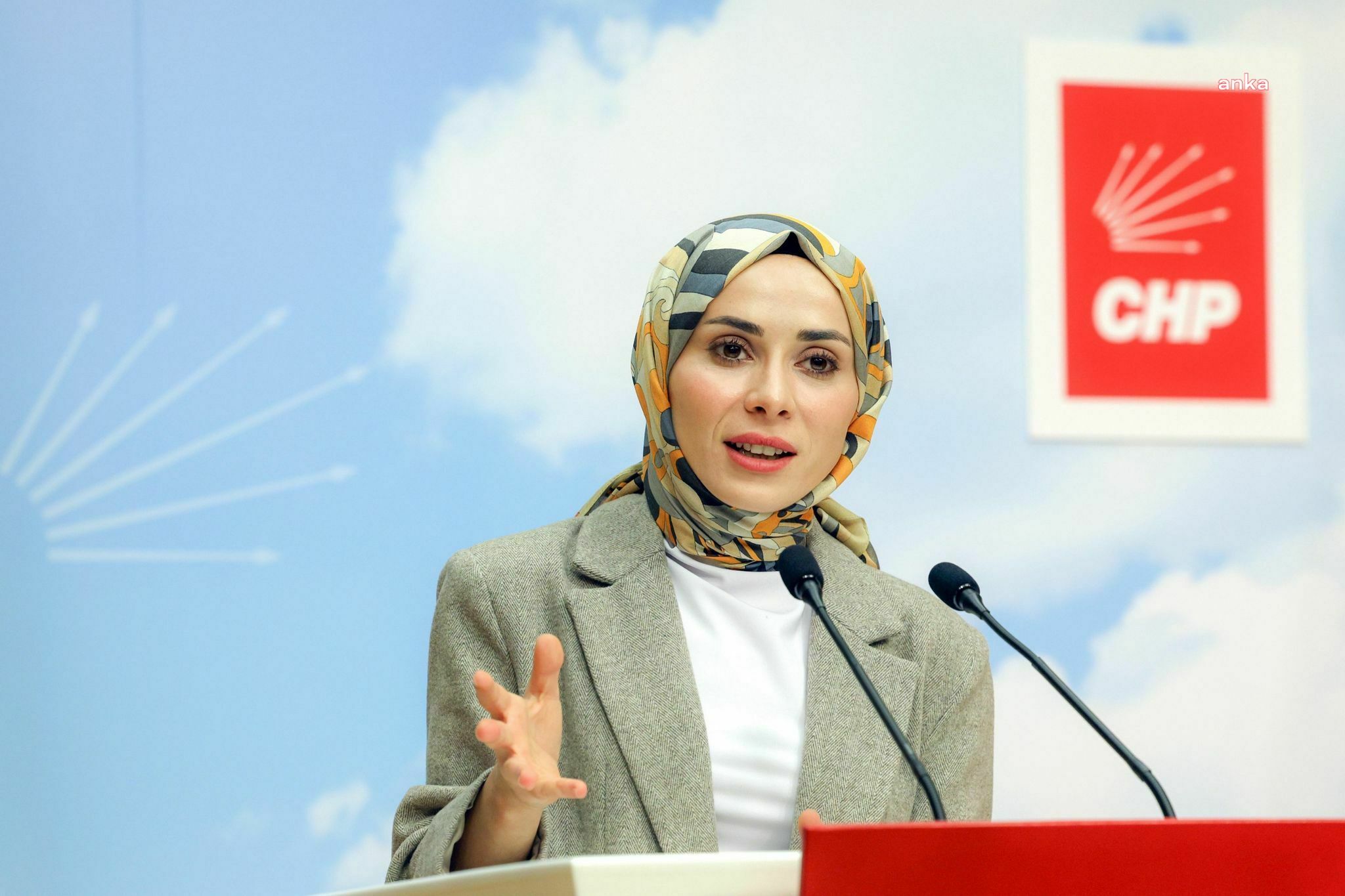 CHP'li Sevgi Kılıç, tutuklanan Enes Hocaoğulları'nı Sincan Cezaevi'nde ziyaret etti
