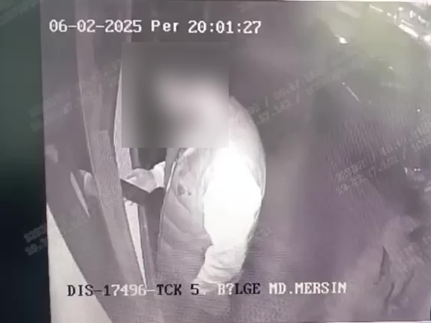 Diyarbakır merkezli 9 ilde dolandırıcılara yönelik "Olta" operasyonunda yakalananlardan 12'si tutuklandı