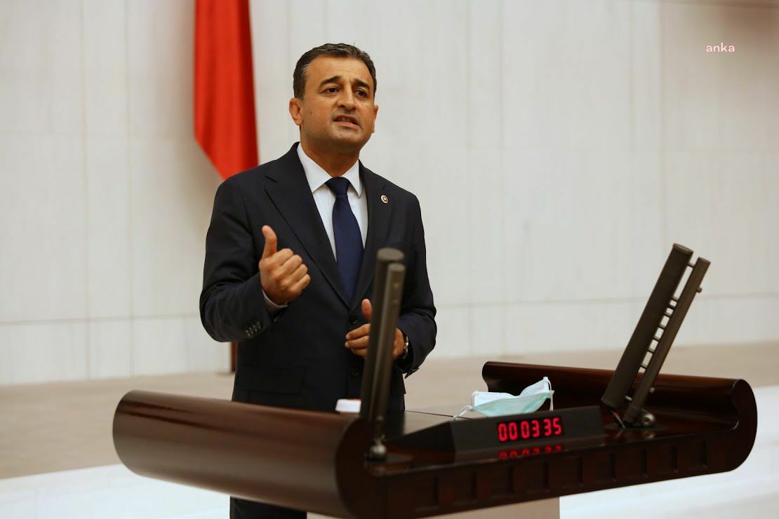 Balıkesir’de deprem... Burhanettin Bulut: “GSM operatörleri fatura kesmeye gelince varken, felaket anlarında hizmet vermeye gelince ortada yoklar”