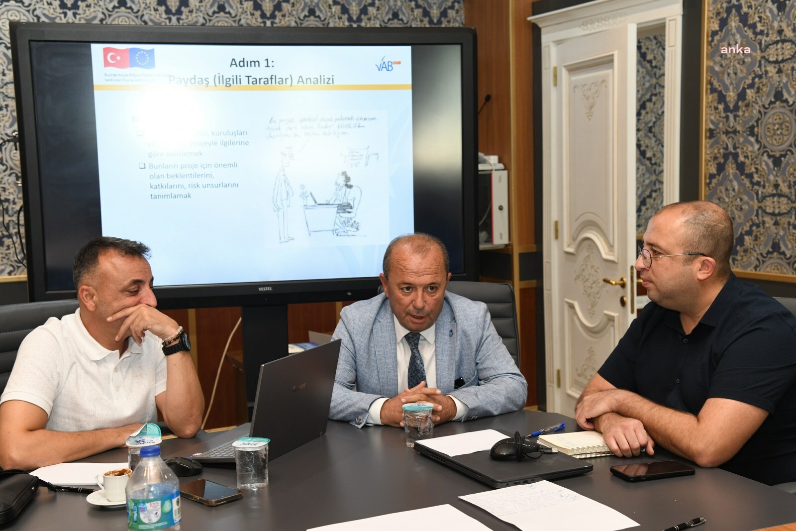 Yunusemre Belediyesi'nden Proje Yazma Eğitimi