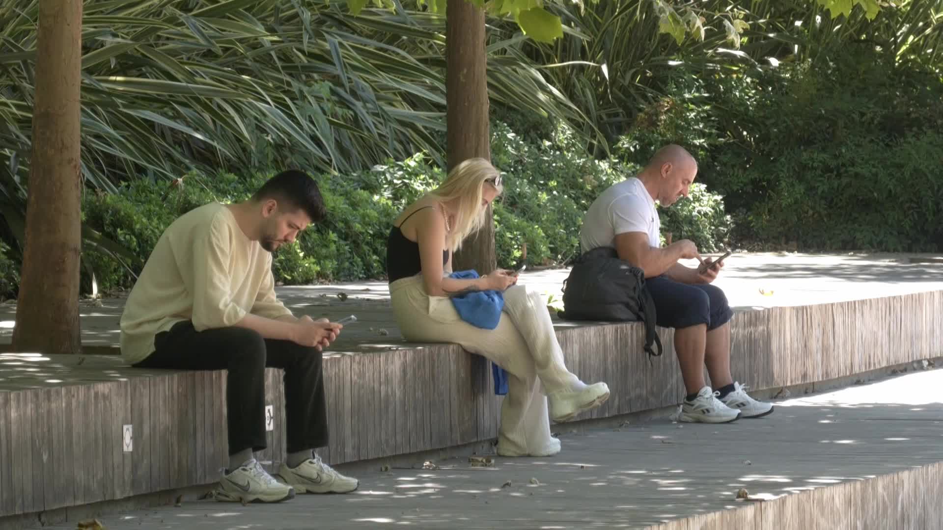 Kredi kartsız yaşam dar gelirliler için neredeyse imkansız ama pişman olanlar da var: "Evime incir çubuğunu dikti o kredi kartı"