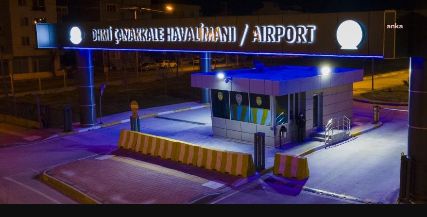 Çanakkale'deki orman yangını... Havalimanı saat 19.30'a kadar uçuşlara kapatıldı