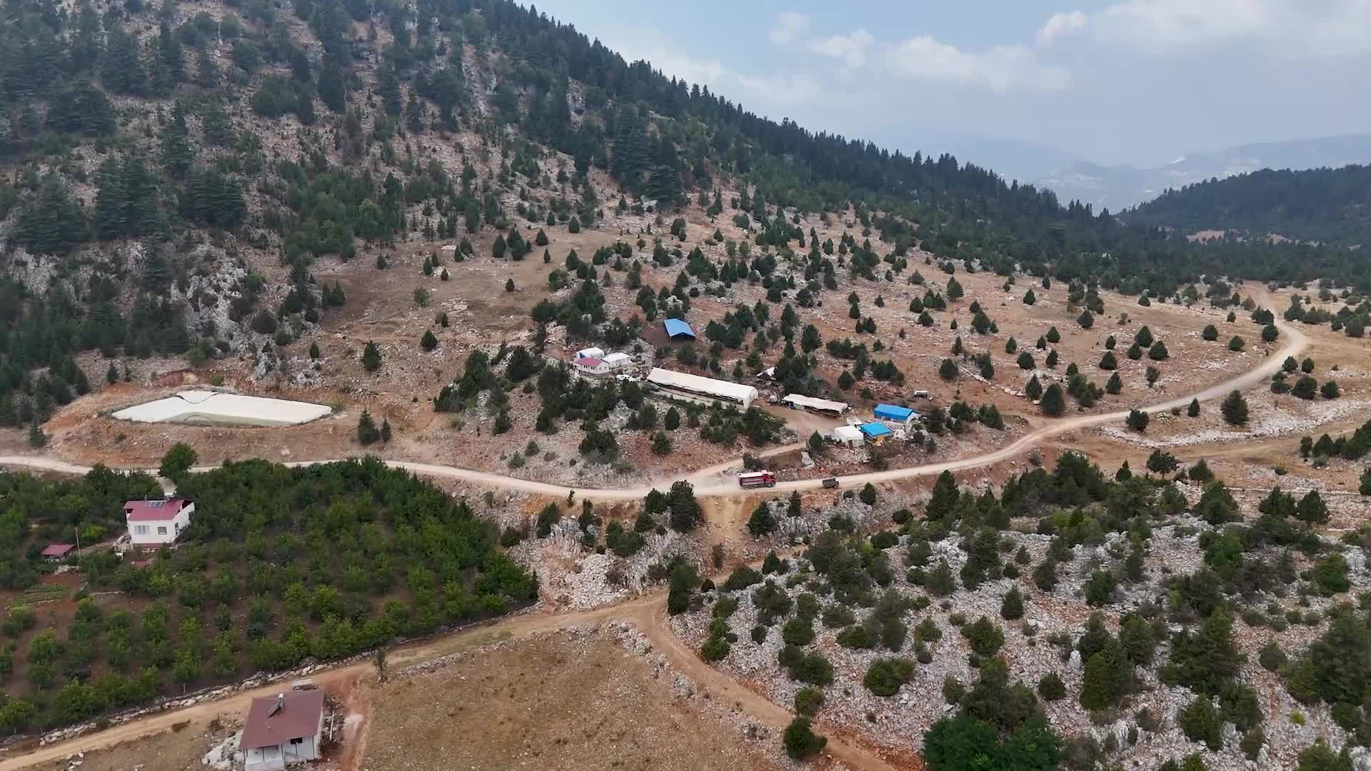 Mersin Büyükşehir Belediyesi'nden üretici ve yetiştiricilere güneş paneli desteği