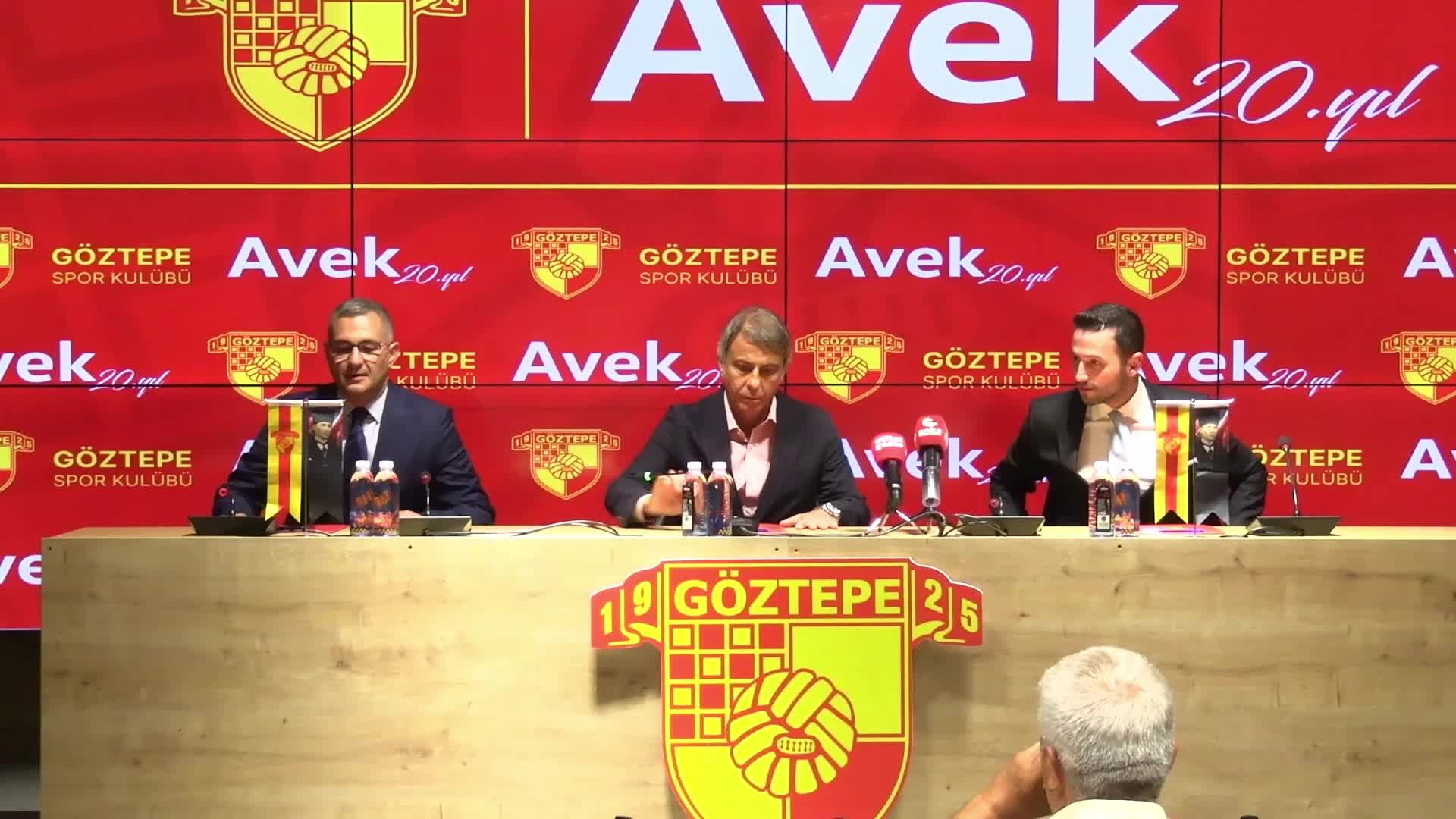 Göztepe Spor Kulübü, AVEK ile sponsorluk anlaşmasını yeniledi