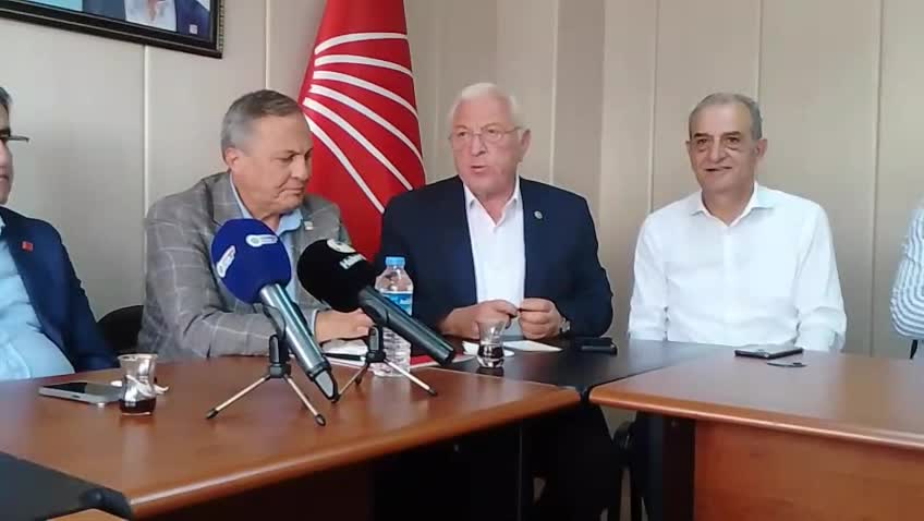 CHP milletvekilleri ve PM üyeleri sahada... İzmir Milletvekili Yüksel Taşkın: “İktidar partisi, il başkanlığını ÇAYKUR’da eleman alma ofisine dönüştürdü”