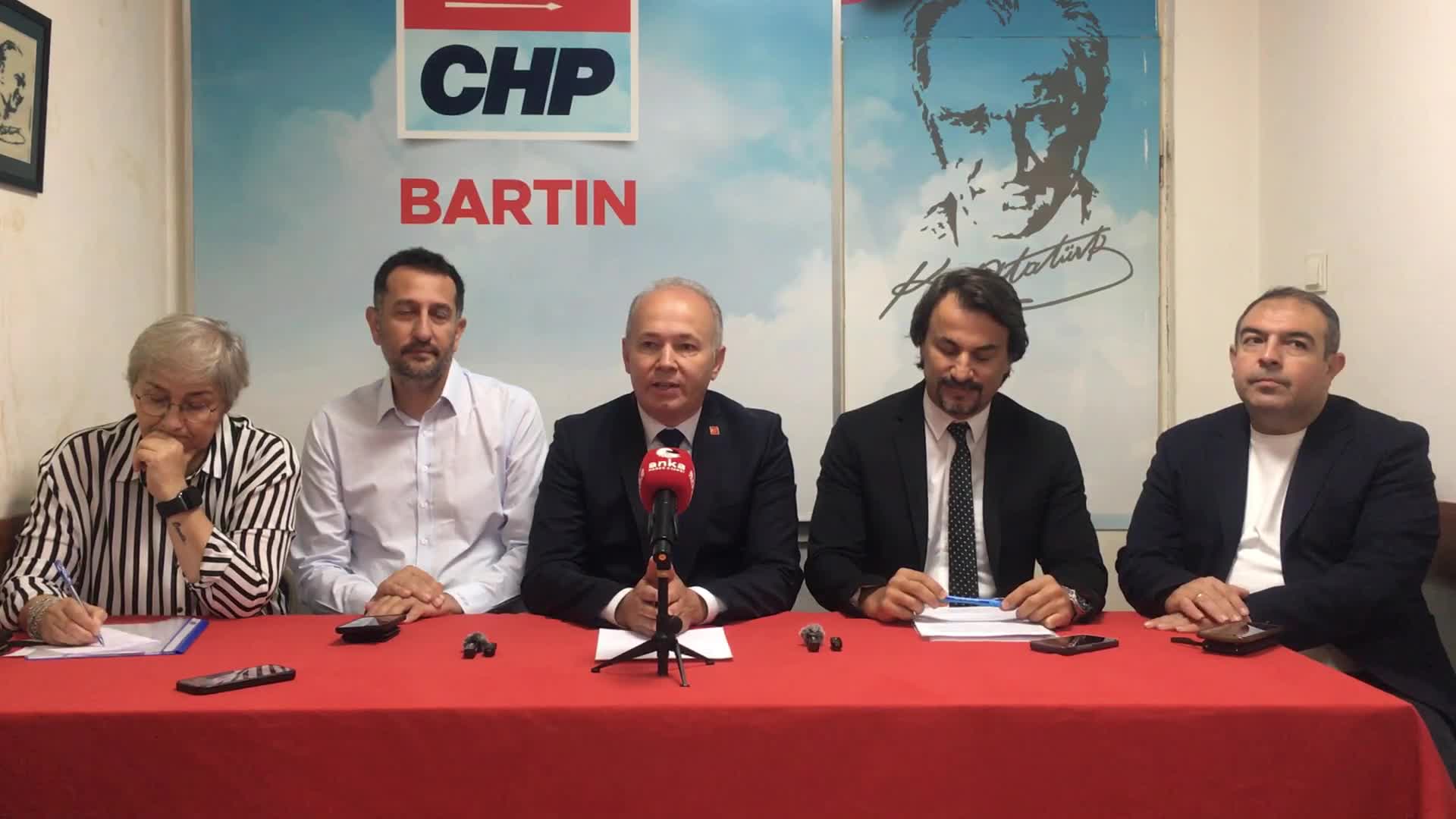 CHP milletvekilleri ve PM üyeleri sahada... Eylem Ertuğrul: "İktidar, kendine karşı sonuç çıktığında millet iradesini tanımıyor"