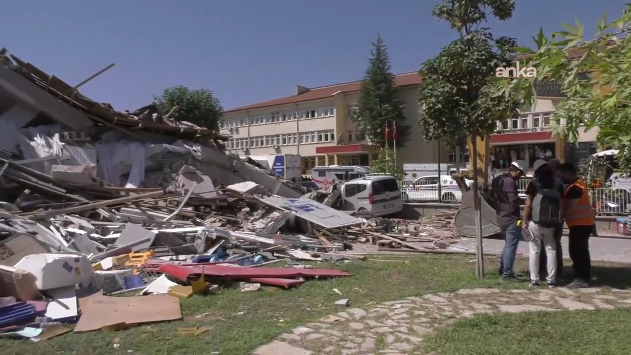 Balıkesir'in Sındırgı ilçesinde Milli Eğitim Bakanlığı'na bağlı yurtlar vatandaşların hizmetine açıldı