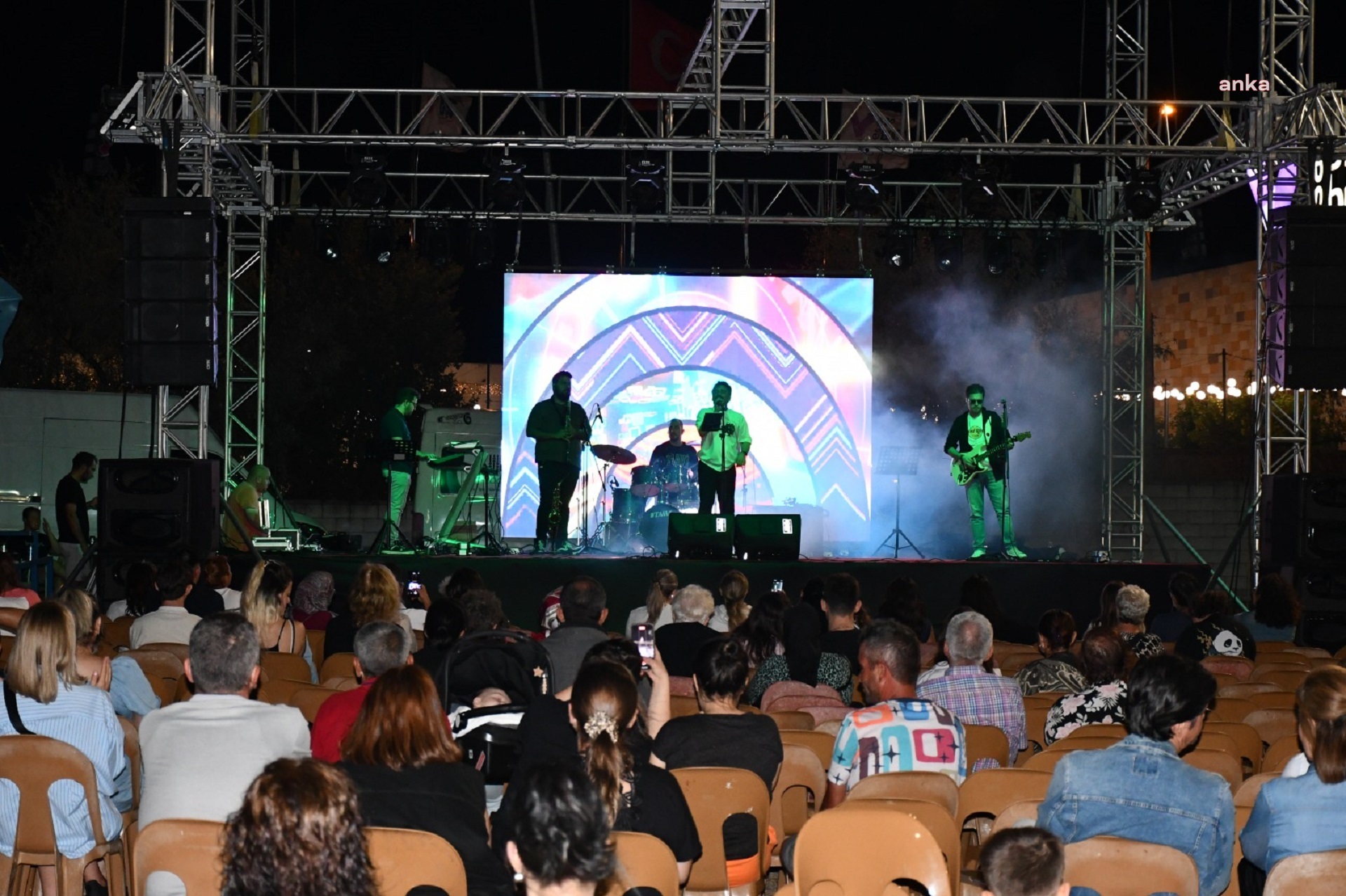 Lüleburgaz Belediyesi’nin “Bizim Kızanlar Bizim Nağmeler” yaz akşamları konserleri sona erdi