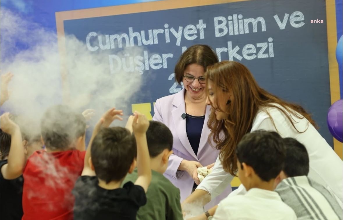 Maltepeli çocuklar Yaz Okulu’nda hem eğlendi hem öğrendi