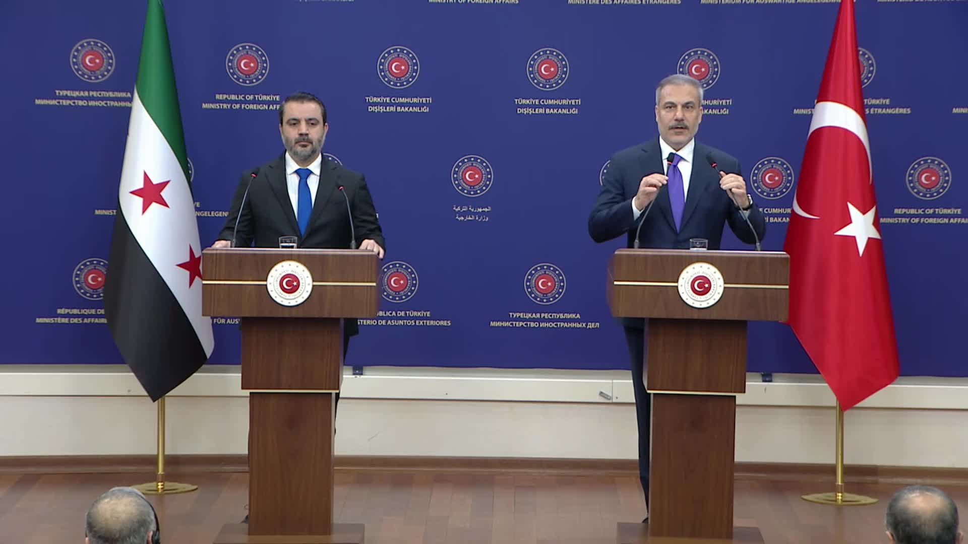 Bakan Fidan: YPG’nin zamana oynama politikasını bırakması lazım. Enayi değiliz, küçük kurnazlıkları görmüyor değiliz