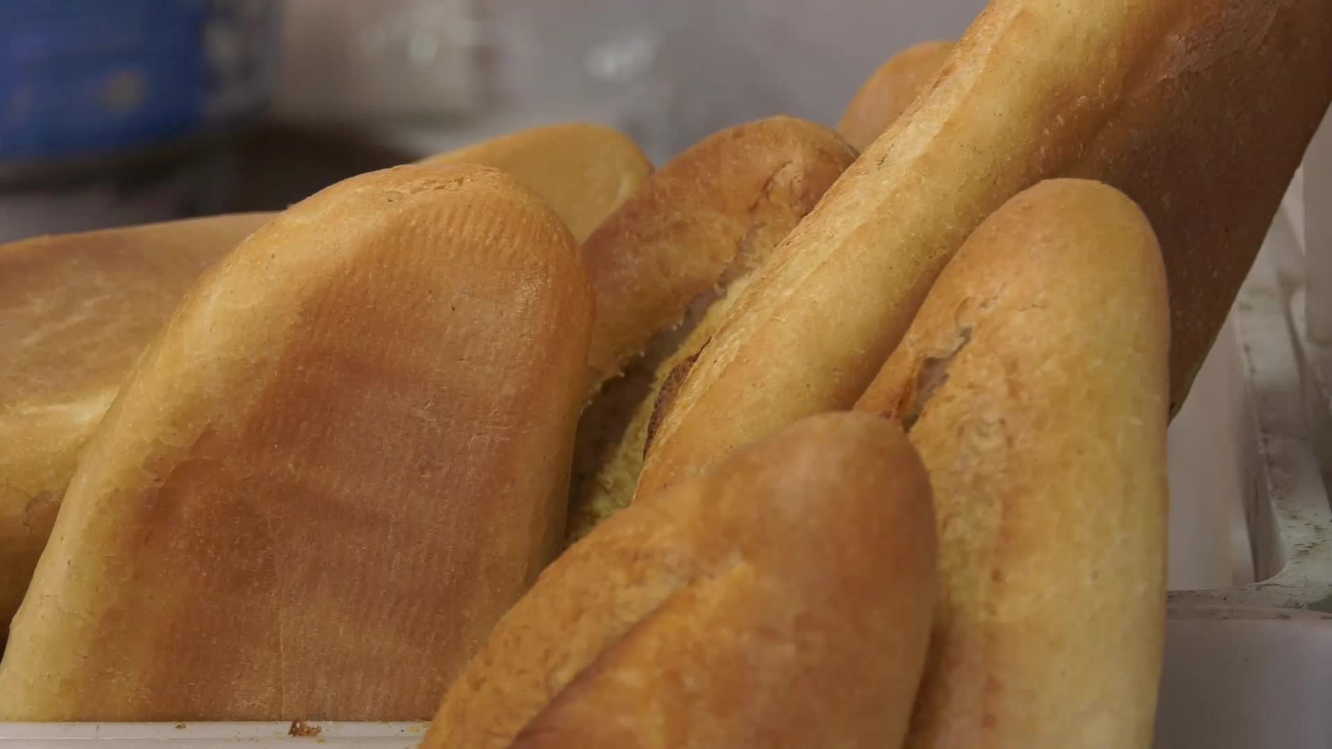 Başkentteki ekmek zammı Halk Ekmek'e talebi artırdı