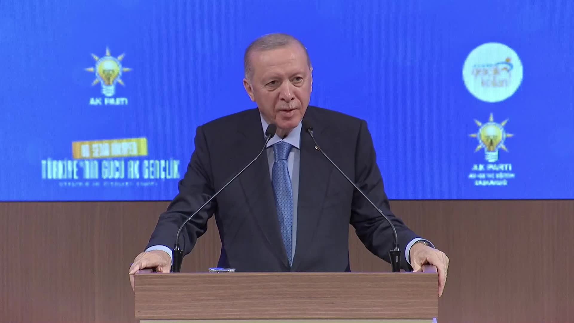 Cumhurbaşkanı Erdoğan: "Sadece son 3 ayda ailemize 130 bin yeni üye intisap etti; yarın da katılımlar olacak"