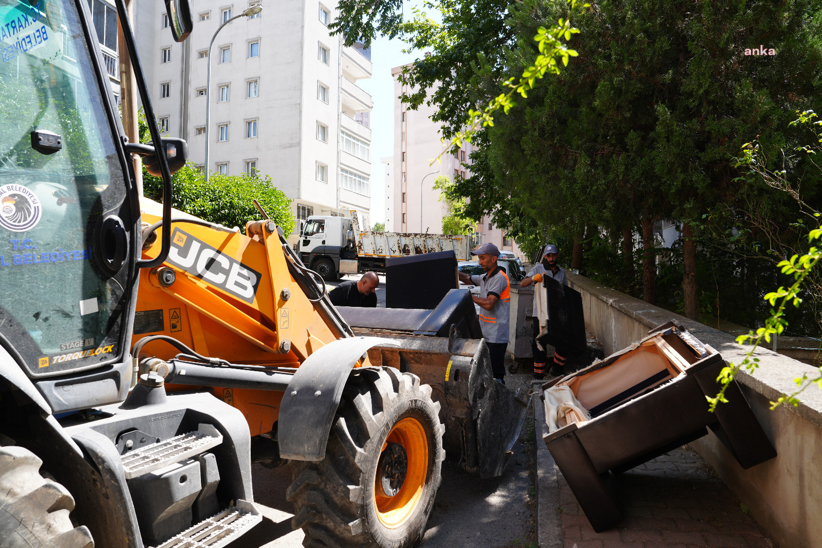 Kartal Belediyesi'nden "Yaz Temizlik Seferberliği"