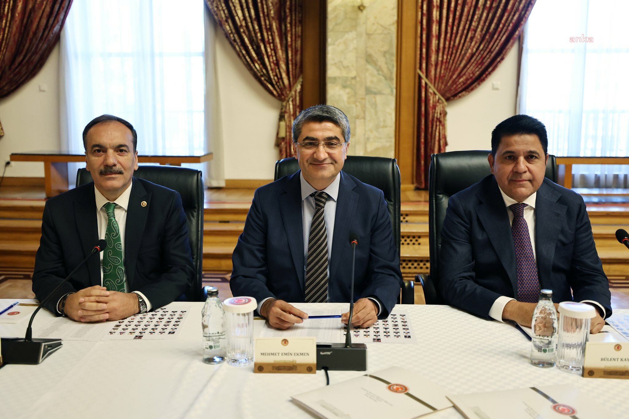 Yeni Yol Grubu komisyonla ilgili isim önerilerini TBMM Başkanlığına sundu... “Süreçlerde deneyimi olan devlet adamları ve bürokratlar, mağdur kesimler, kanaat önderleri, STK’lar komisyona davet edilmeli”