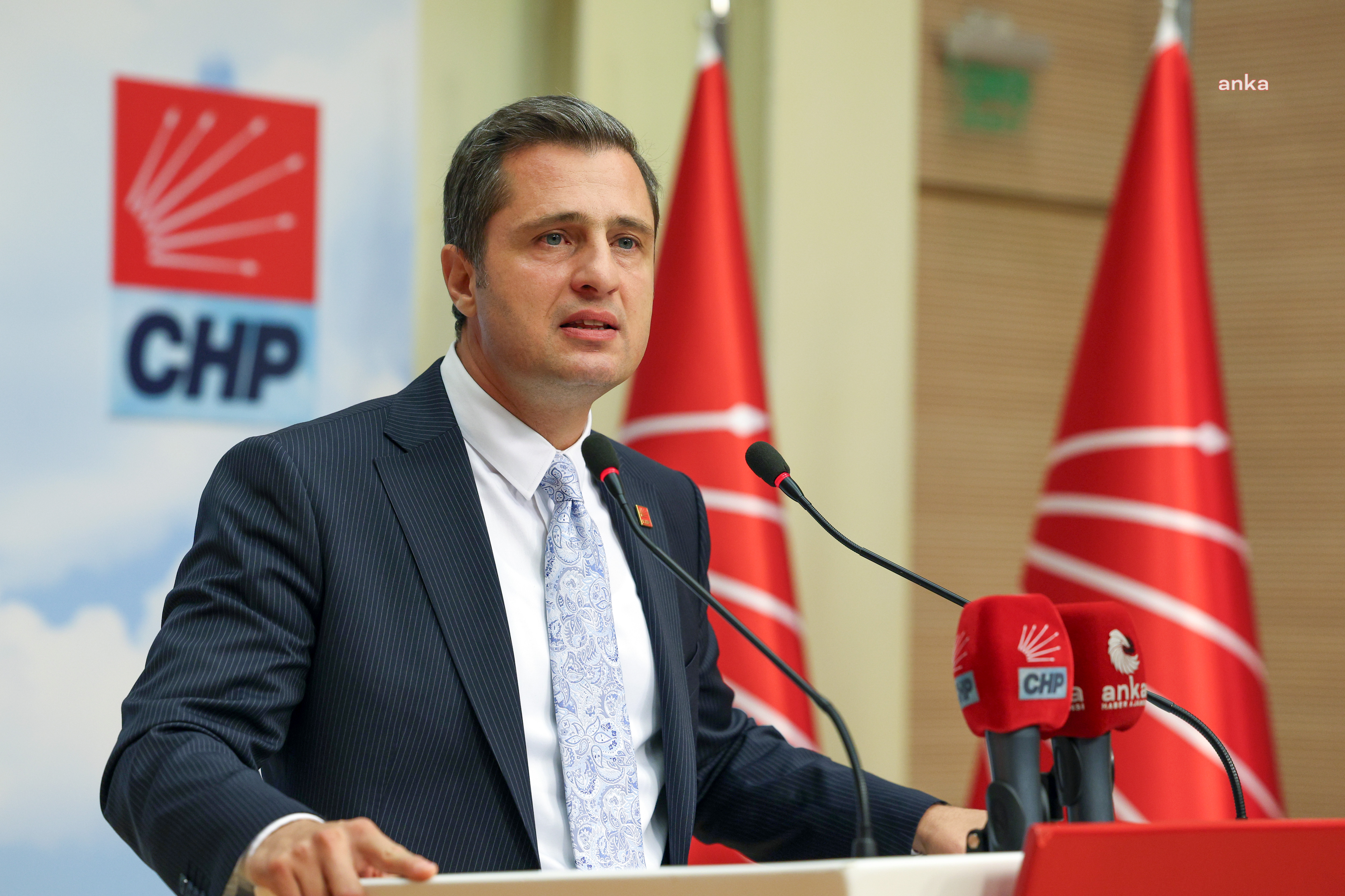 CHP Sözcüsü Yücel'den Ömer Çelik'e tepki: Haddinizi bileceksiniz