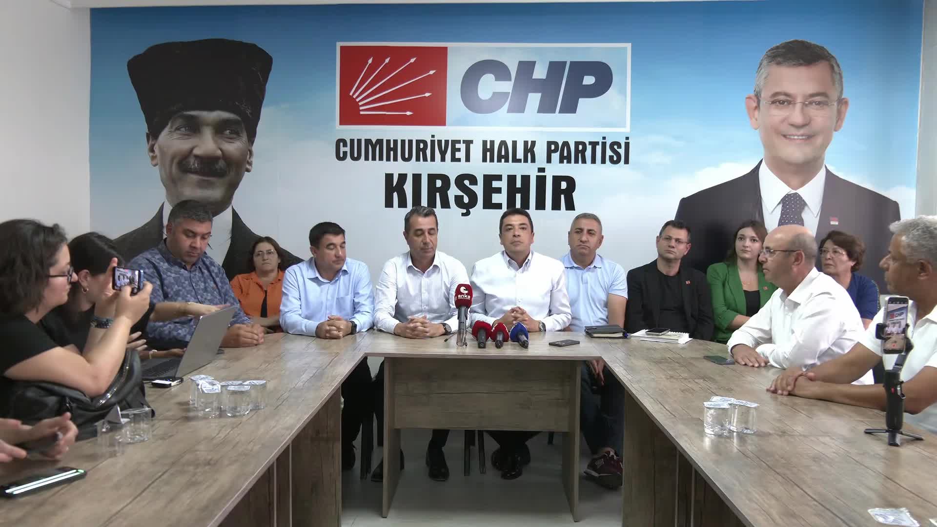 CHP'nin ''Millet İradesine Sahip Çıkıyor'' mitingi yarın Kırşehir’de yapılacak... Erhan Adem'den Mücahit Birinci'ye: "Sen yaptığın bu usulsüzlüklerin, görüşmenin hesabını savcıya ver"
