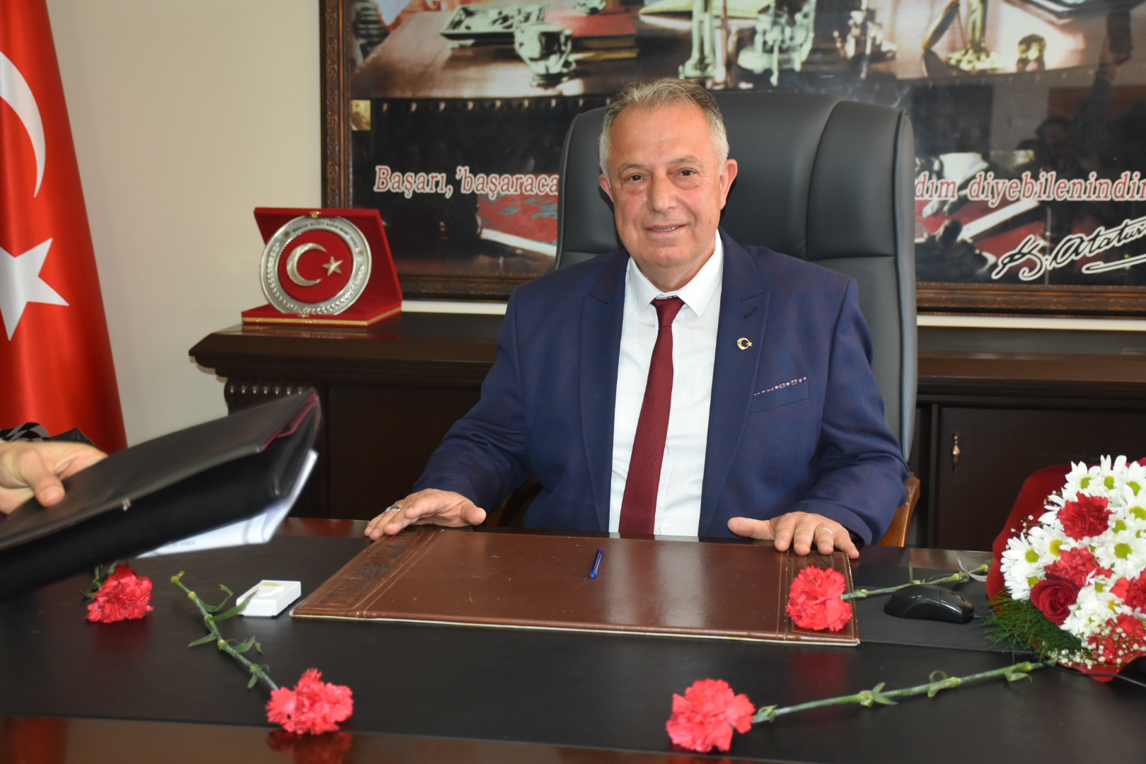 Aydın Karacasu Belediye Başkanı Mustafa Büyükyapıcı: "İstifa etmeyi düşünmüyorum, dimdik partimdeyim