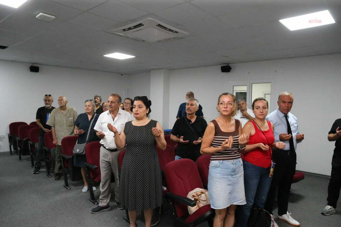 Karşıyaka ‘İzmir Baba’yı unutmadı