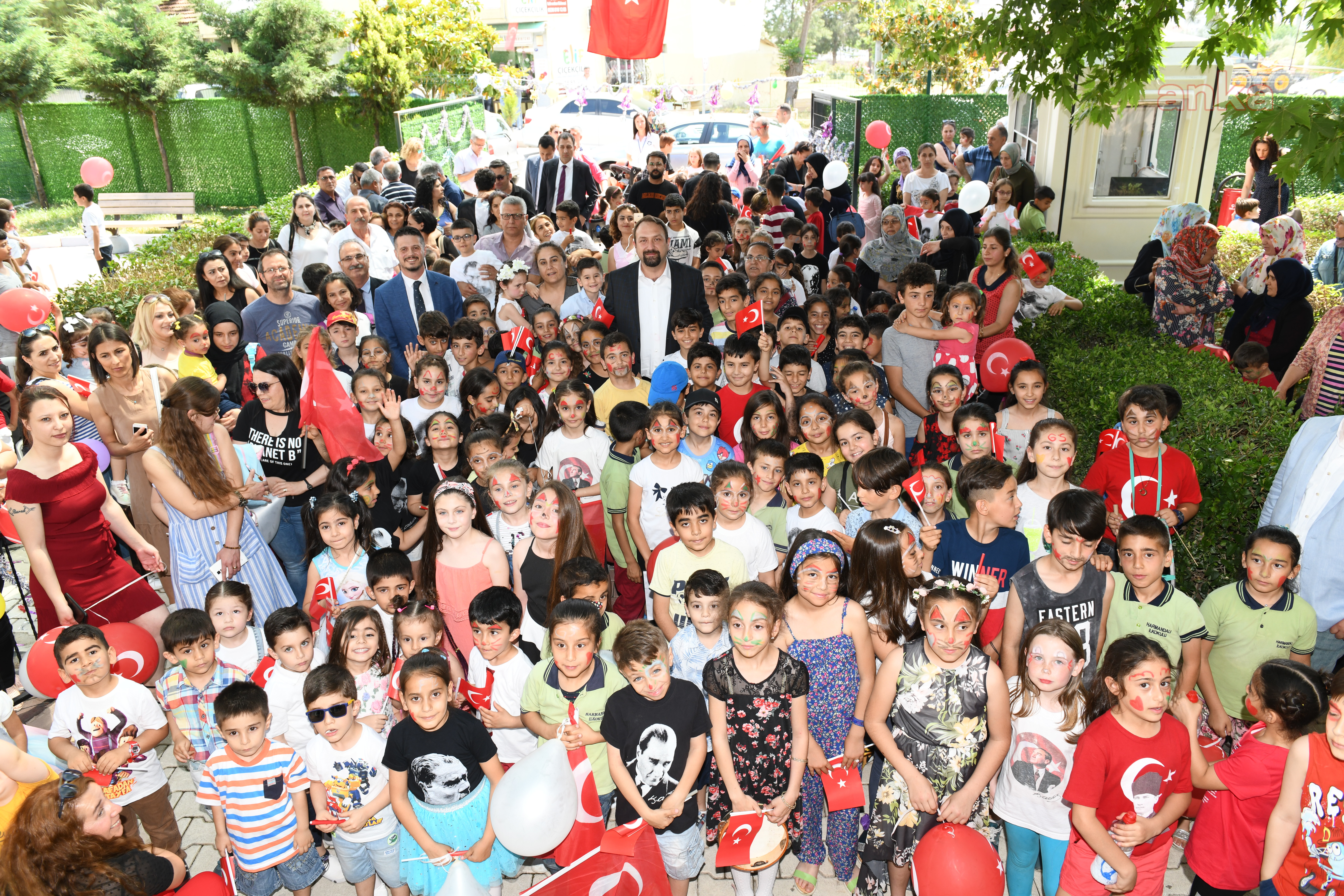ÇİĞLİ BELEDİYESİ'NDEN "ÇOCUK DOSTU" ADIMLAR