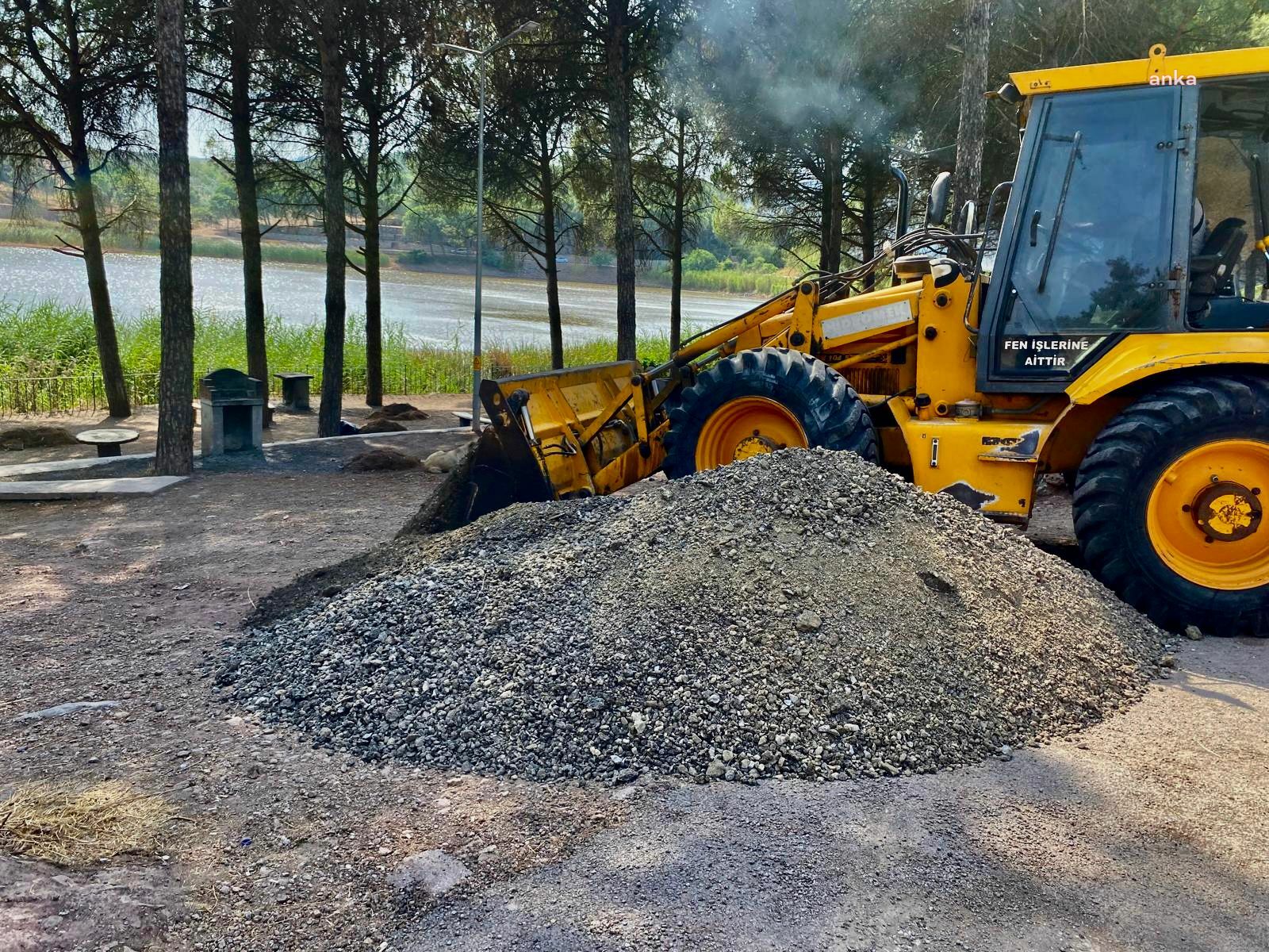 Gemlik Belediyesi'nden Kurtul Piknik Alanı’nda temizlik çalışması