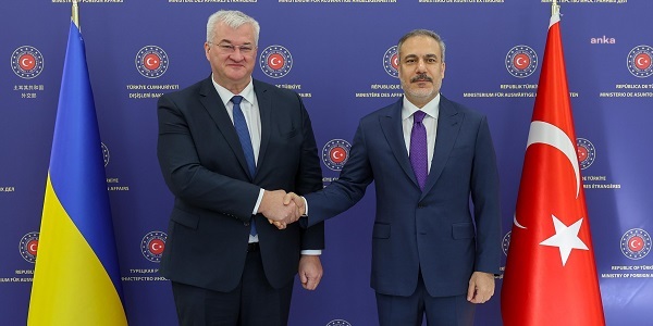 Dışişleri Bakanı Fidan, Ukraynalı mevkidaşı Sybiha ile telefonda görüştü
