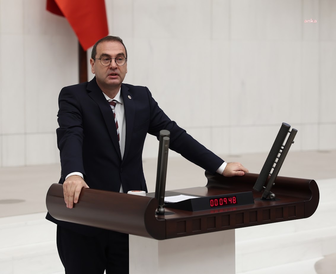 Çanakkale’de orman yangını... İYİ Partili Uz: Evlerimiz, ormanlarımız, bereketli topraklarımız tehdit altında
