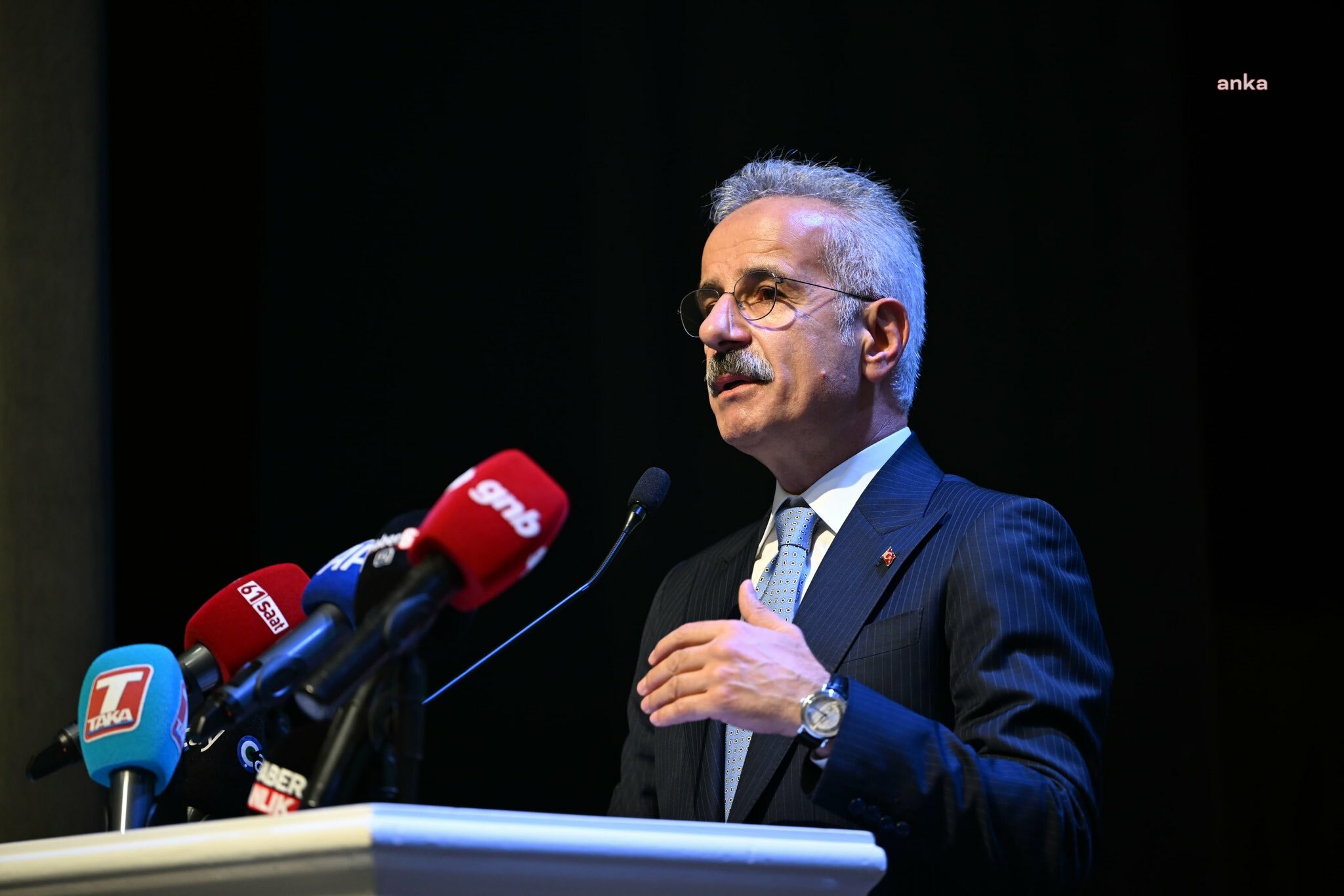 Ulaştırma ve Altyapı Bakanı Uraloğlu: 5G ihalesinde resmi süreç başladı