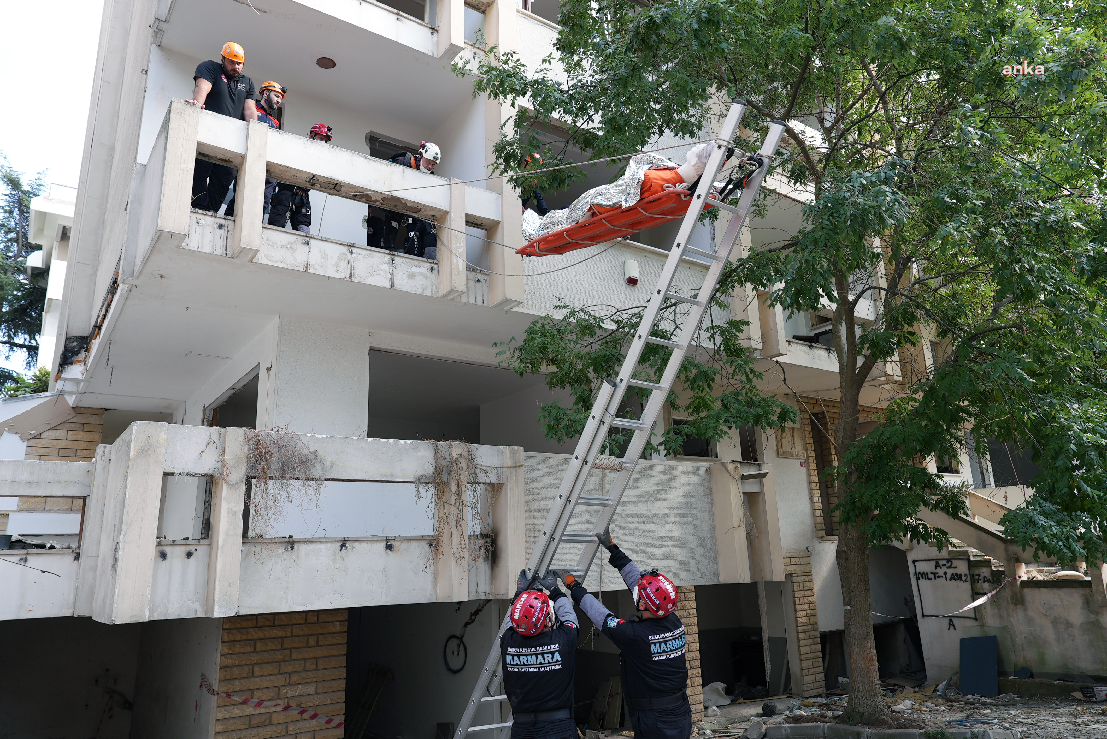 Maltepe’de 17 Ağustos’un 26'ncı yılında deprem tatbikatı