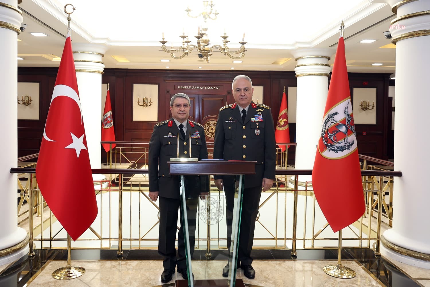 Genelkurmay Başkanlığı ve Kara Kuvvetleri Komutanlığı'nda devir teslim törenleri yapıldı