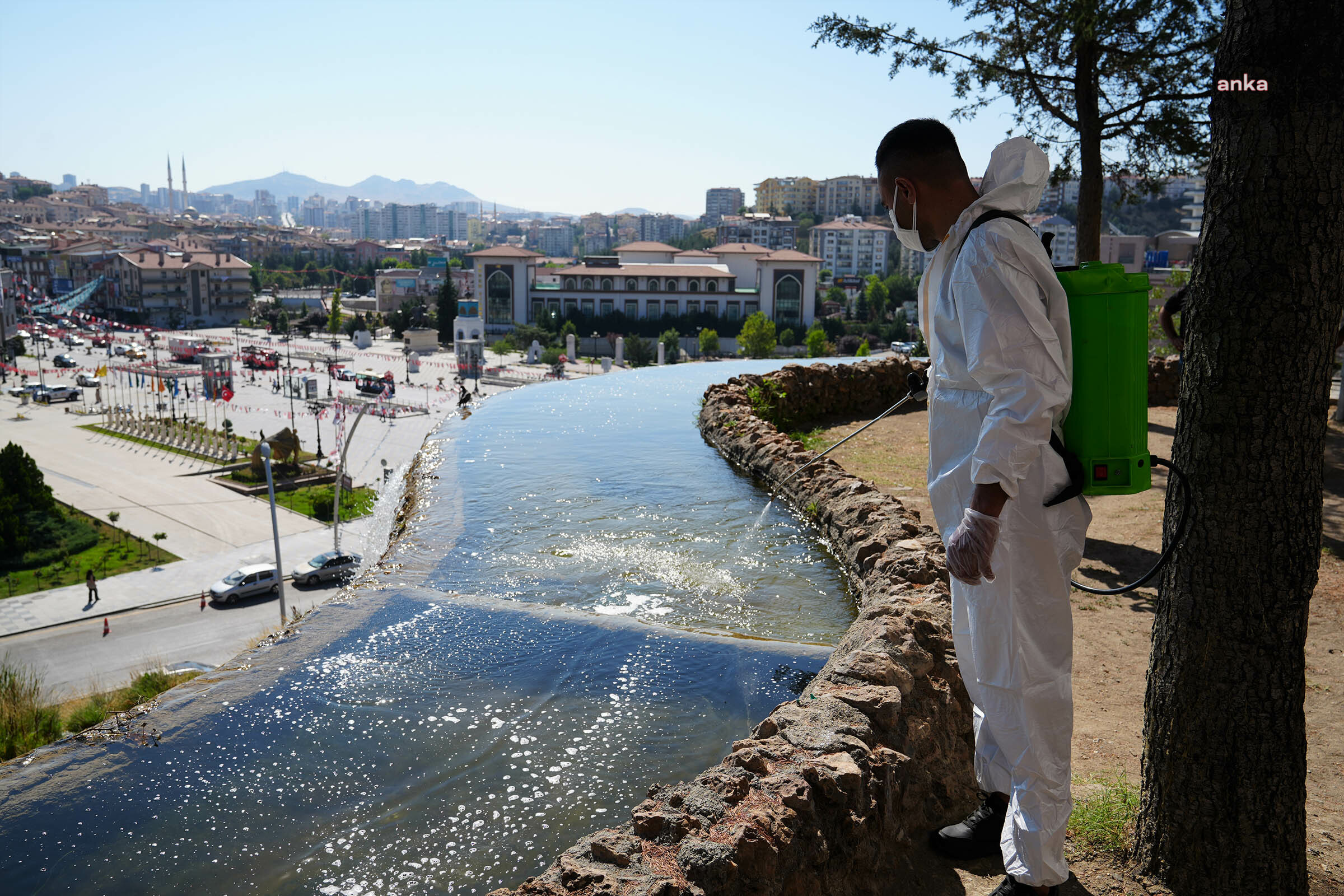 Keçiören Belediyesi'nden halk sağlığı için ilaçlama seferberliği