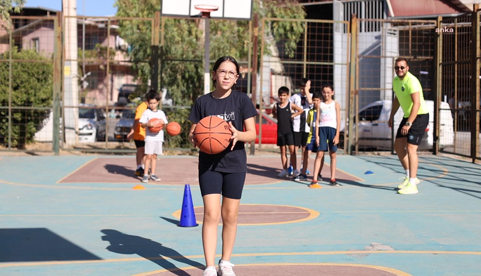 Karabağlarlı çocuklar bu yaz mahallede sporla buluşuyor