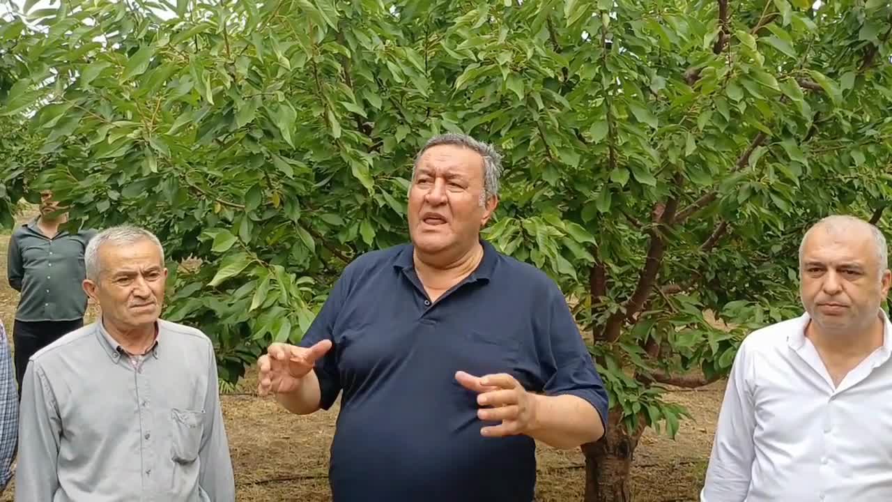 Ömer Fethi Gürer'e dert yanan Niğdeli çiftçi: "61 yaşındayım, ayağıma sıfır ayakkabı almadım"