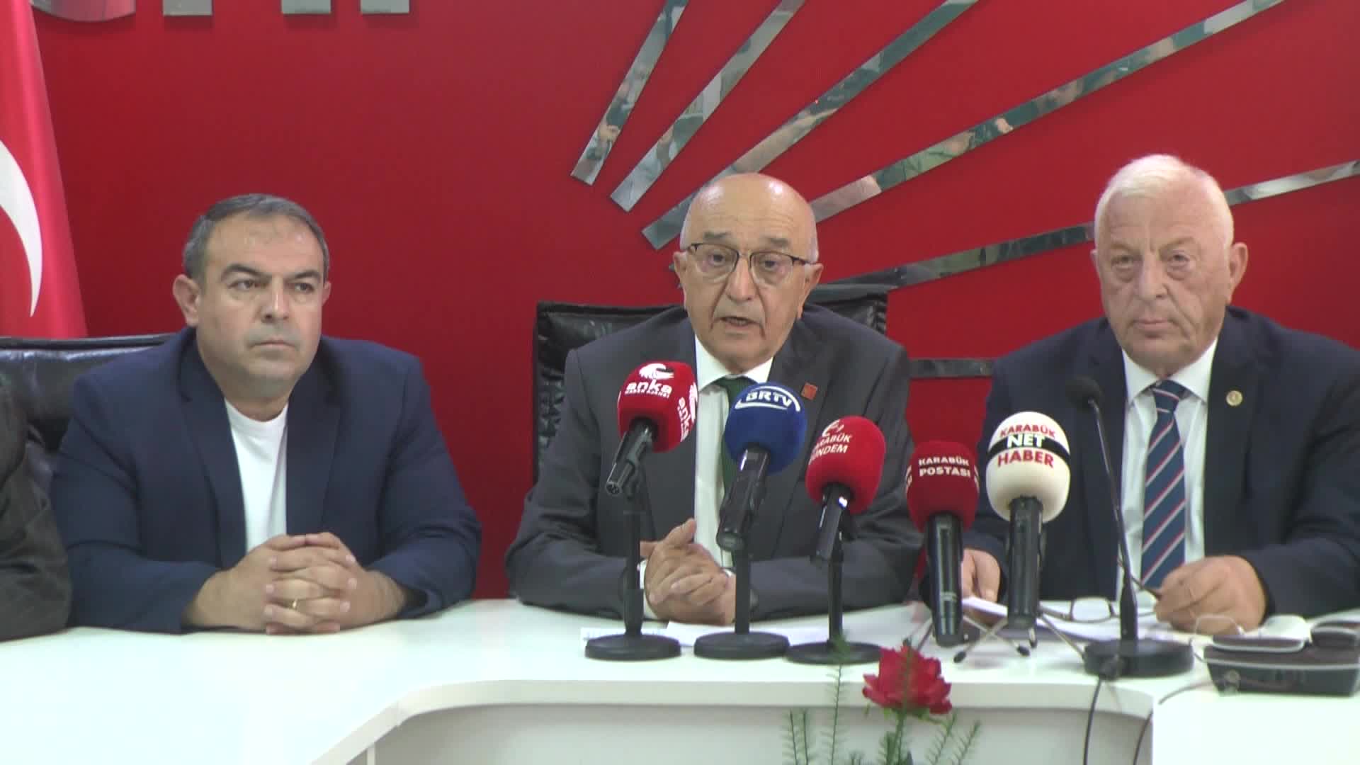CHP saha çalışmalarına devam ediyor... CHP Düzce Milletvekili Özcan: “Ekrem İmamoğlu’nu tasfiye etmenin maliyeti 160 milyar dolara ulaştı”