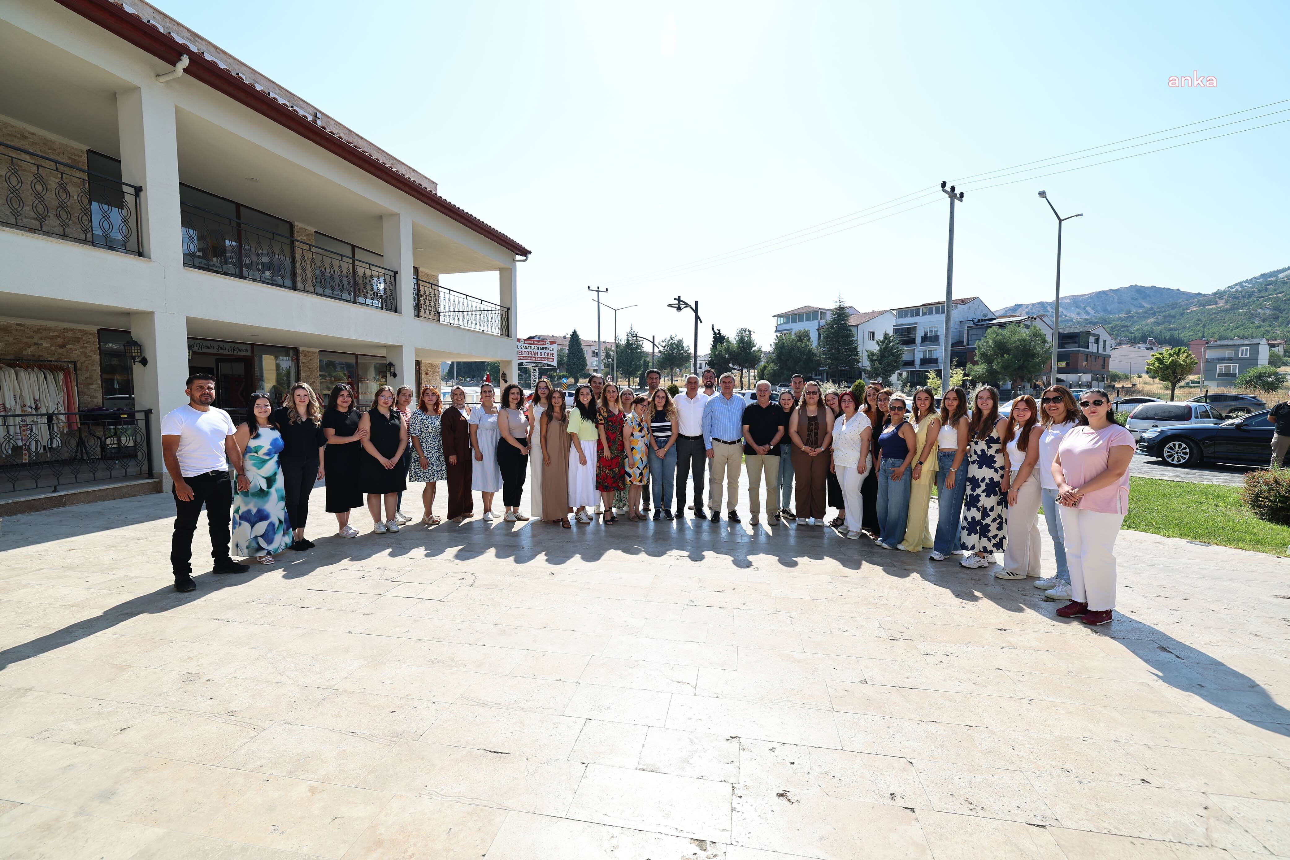 Burdur Belediye Başkanı Ercengiz: “Çocuklarımızın geleceğe en iyi şekilde hazırlanması için çalışmaya devam edeceğiz”